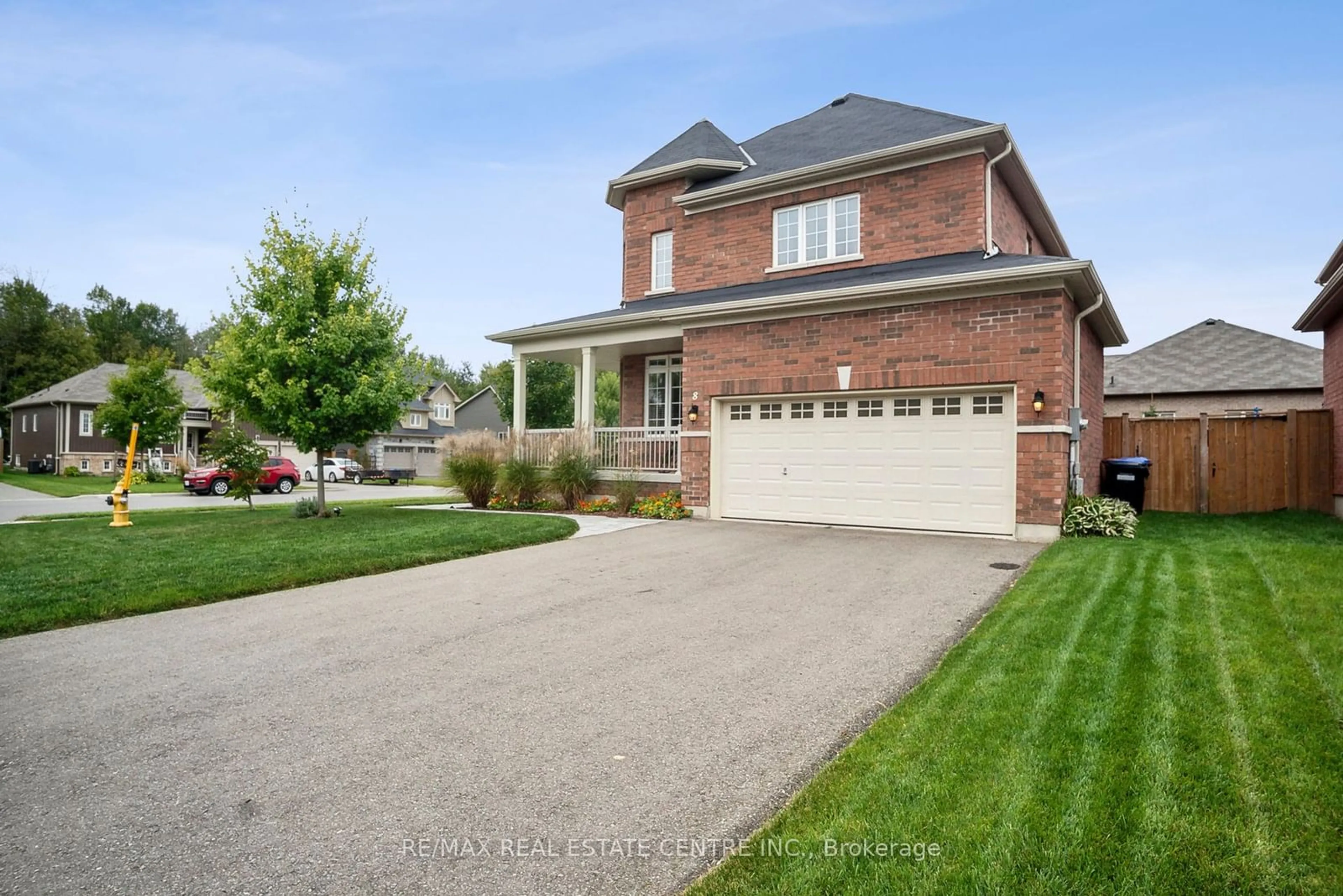 Home with brick exterior material, street for 8 FALVO St, Wasaga Beach Ontario L9Z 0G8