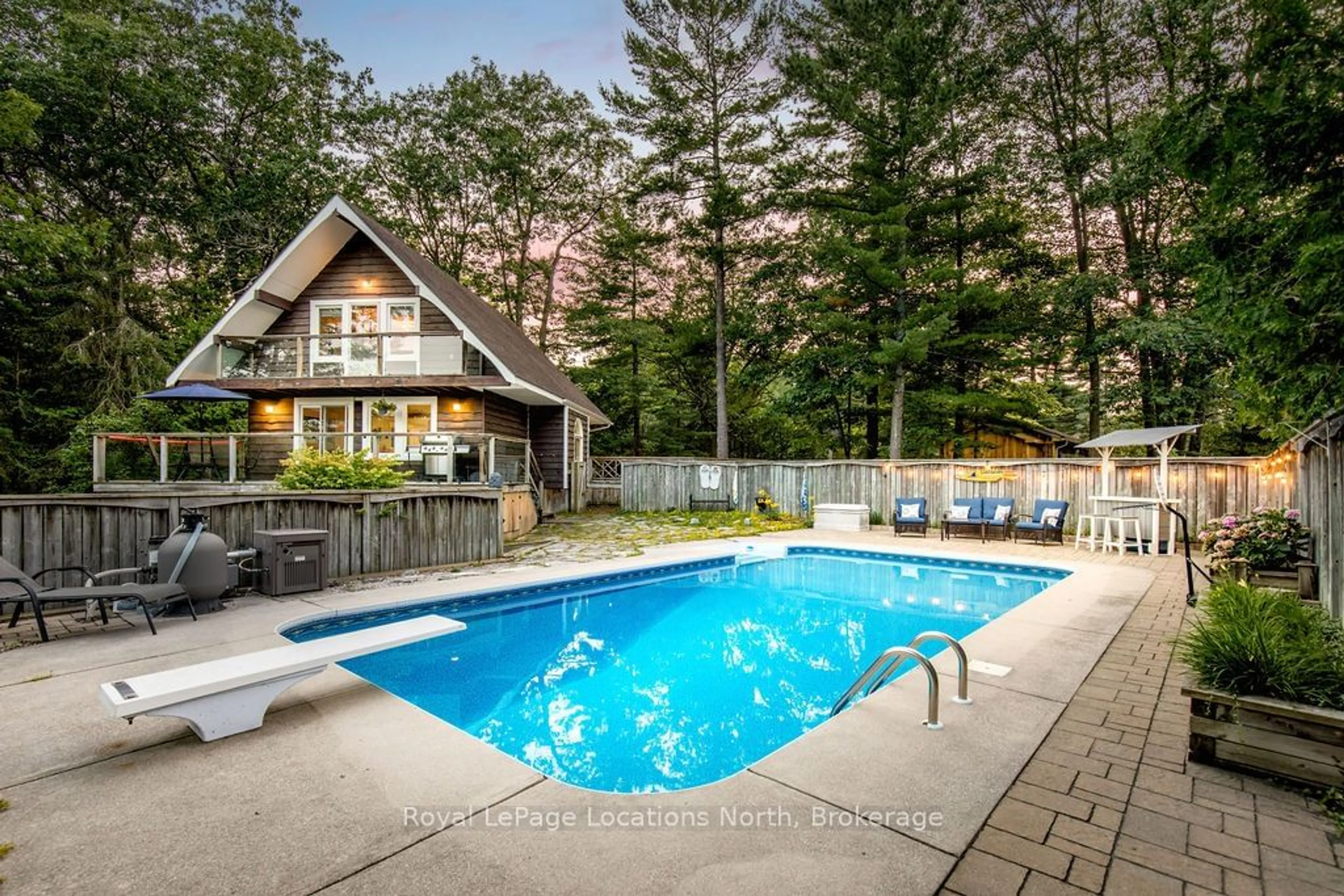 Pool for 157 WOODLAND Dr, Wasaga Beach Ontario L9Z 2V4