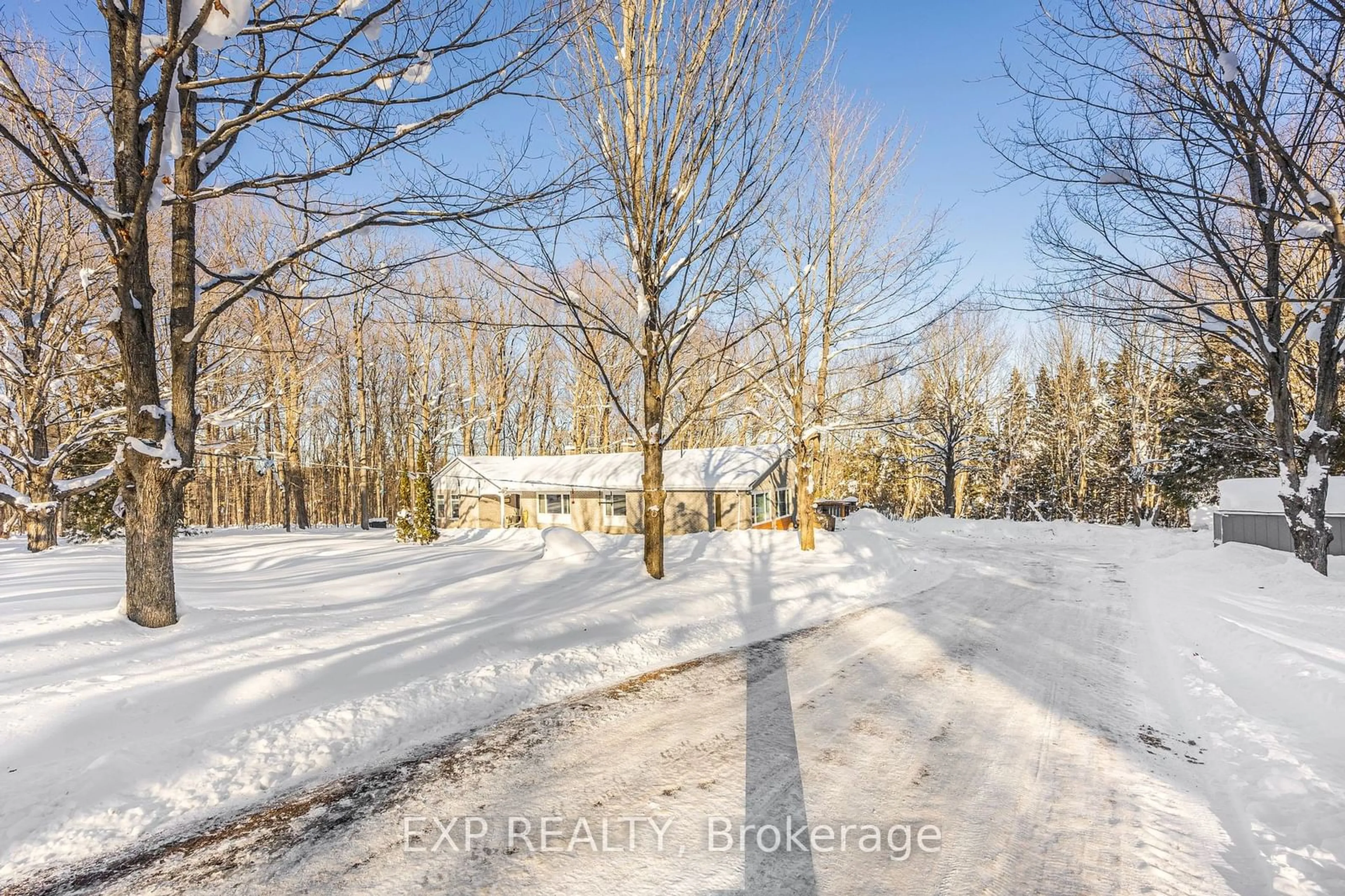 A pic from outside/outdoor area/front of a property/back of a property/a pic from drone, unknown for 1083 Line 15 Line, Oro-Medonte Ontario L3V 8J1