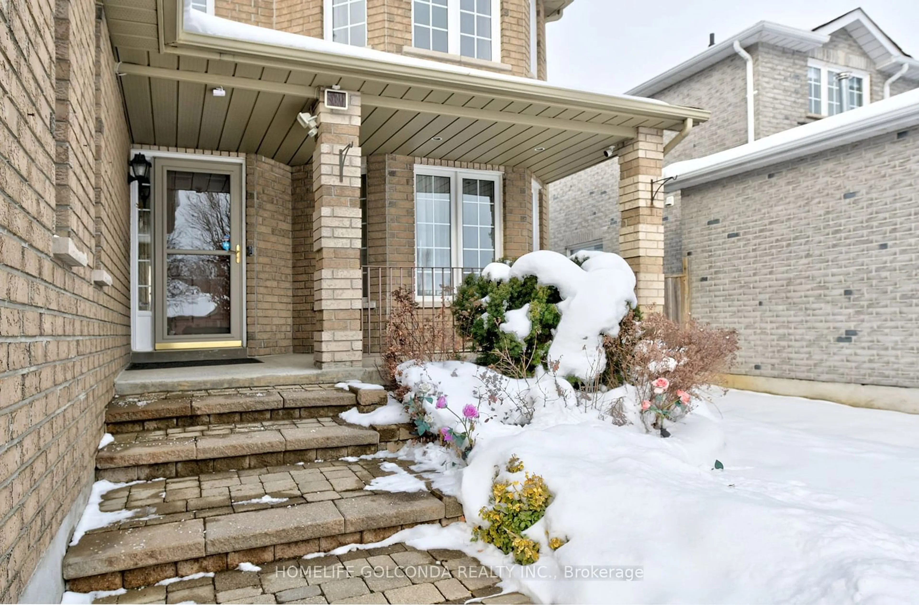 Indoor entryway for 22 Carley Cres, Barrie Ontario L4N 0R8