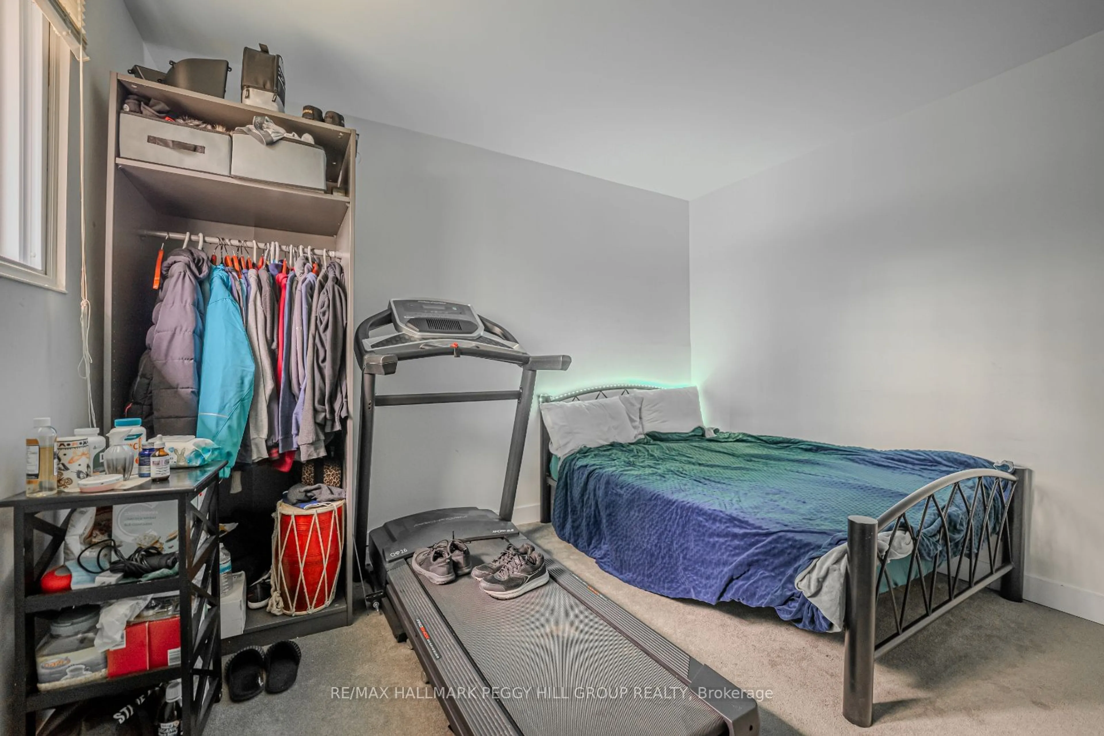 Storage room or clothes room or walk-in closet for 203 Phillips St, Barrie Ontario L4N 3V2