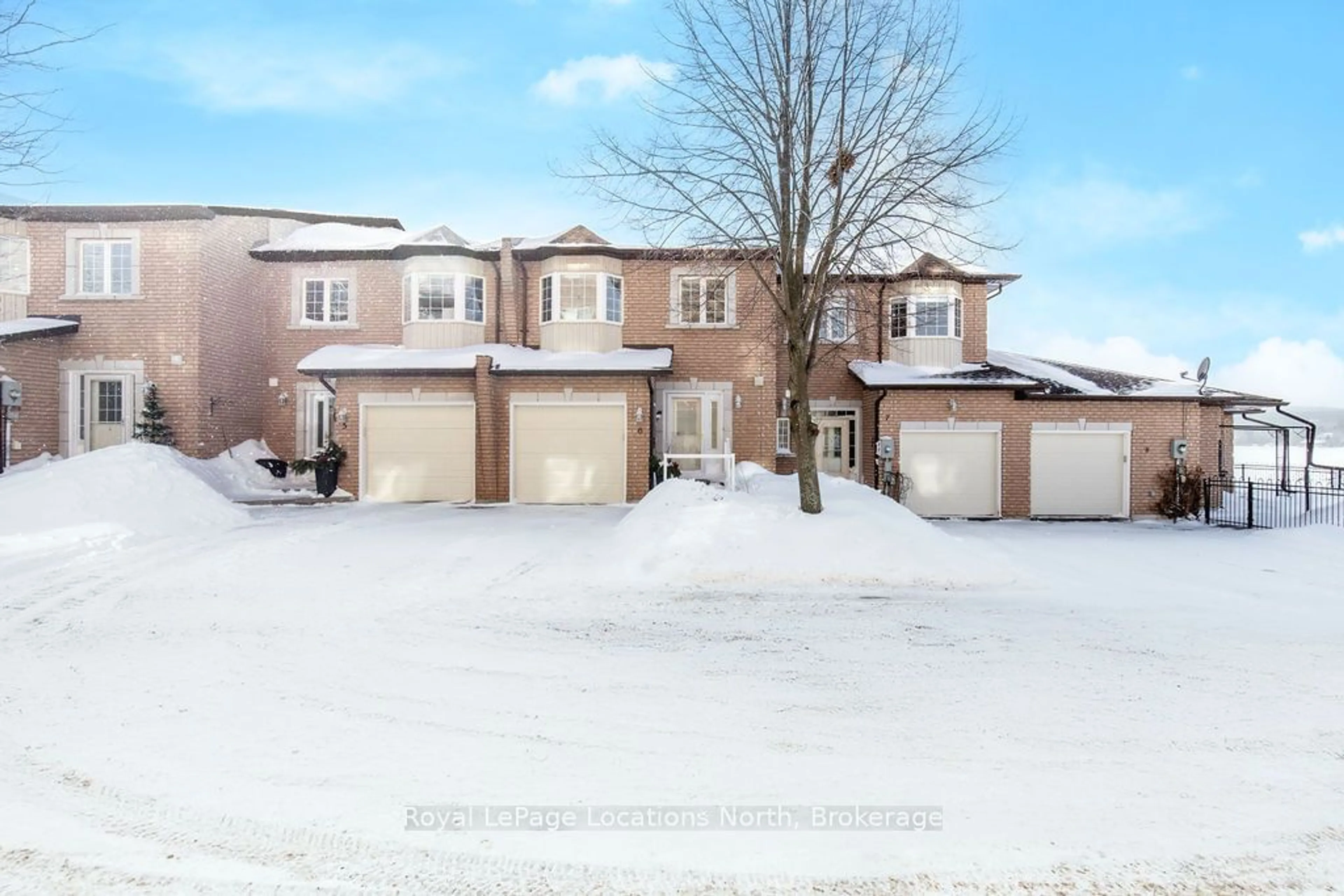 A pic from outside/outdoor area/front of a property/back of a property/a pic from drone, street for 4 BECK Blvd #6, Penetanguishene Ontario L9M 2H3