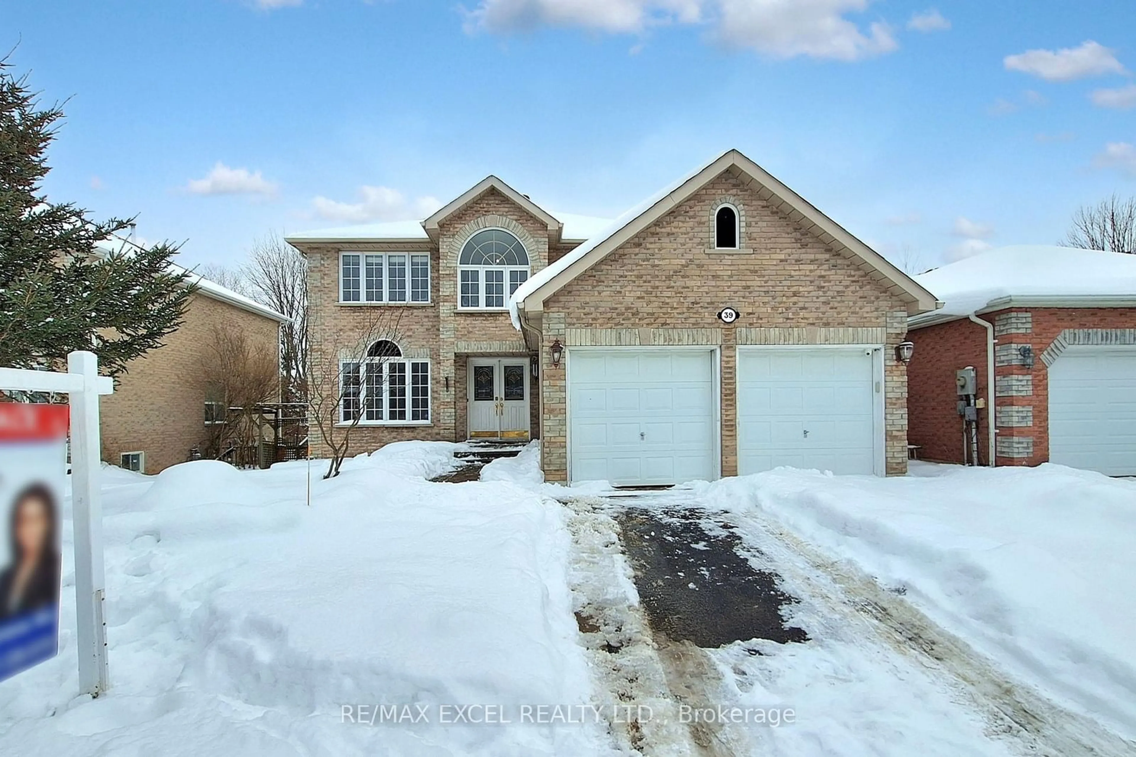 Home with brick exterior material, street for 39 Livia Herman Way, Barrie Ontario L4M 6X1