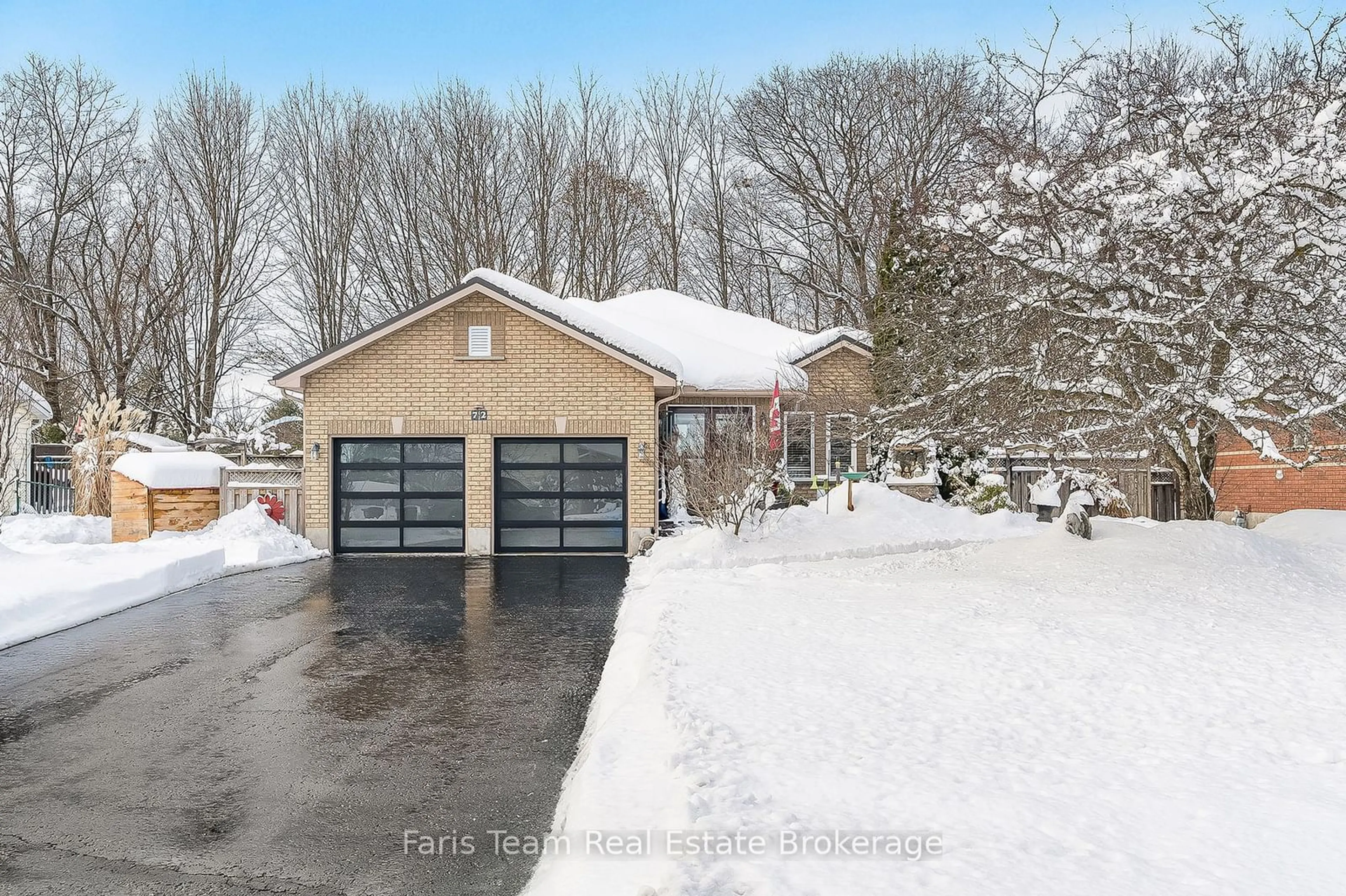 Unknown for 72 Oxley Dr, Penetanguishene Ontario L9M 1W4