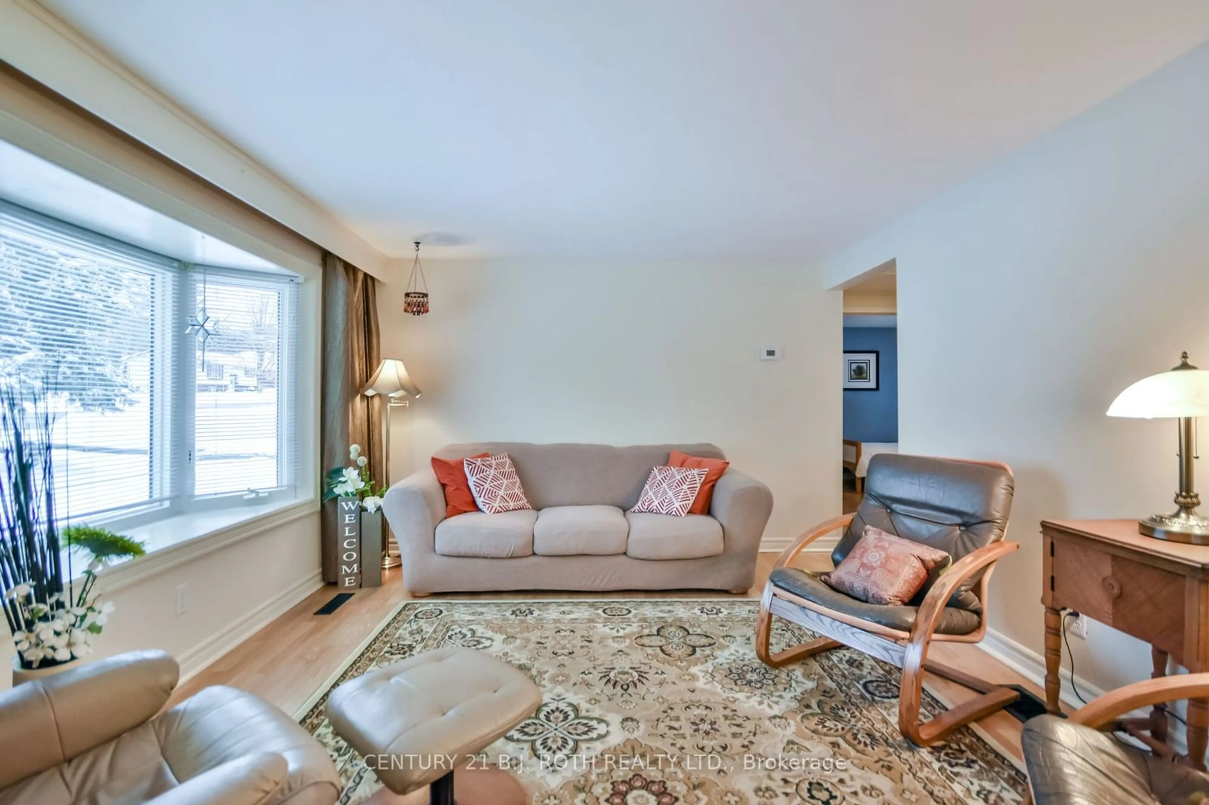 Living room with furniture, unknown for 51 Fittons Rd, Orillia Ontario L3V 3V1