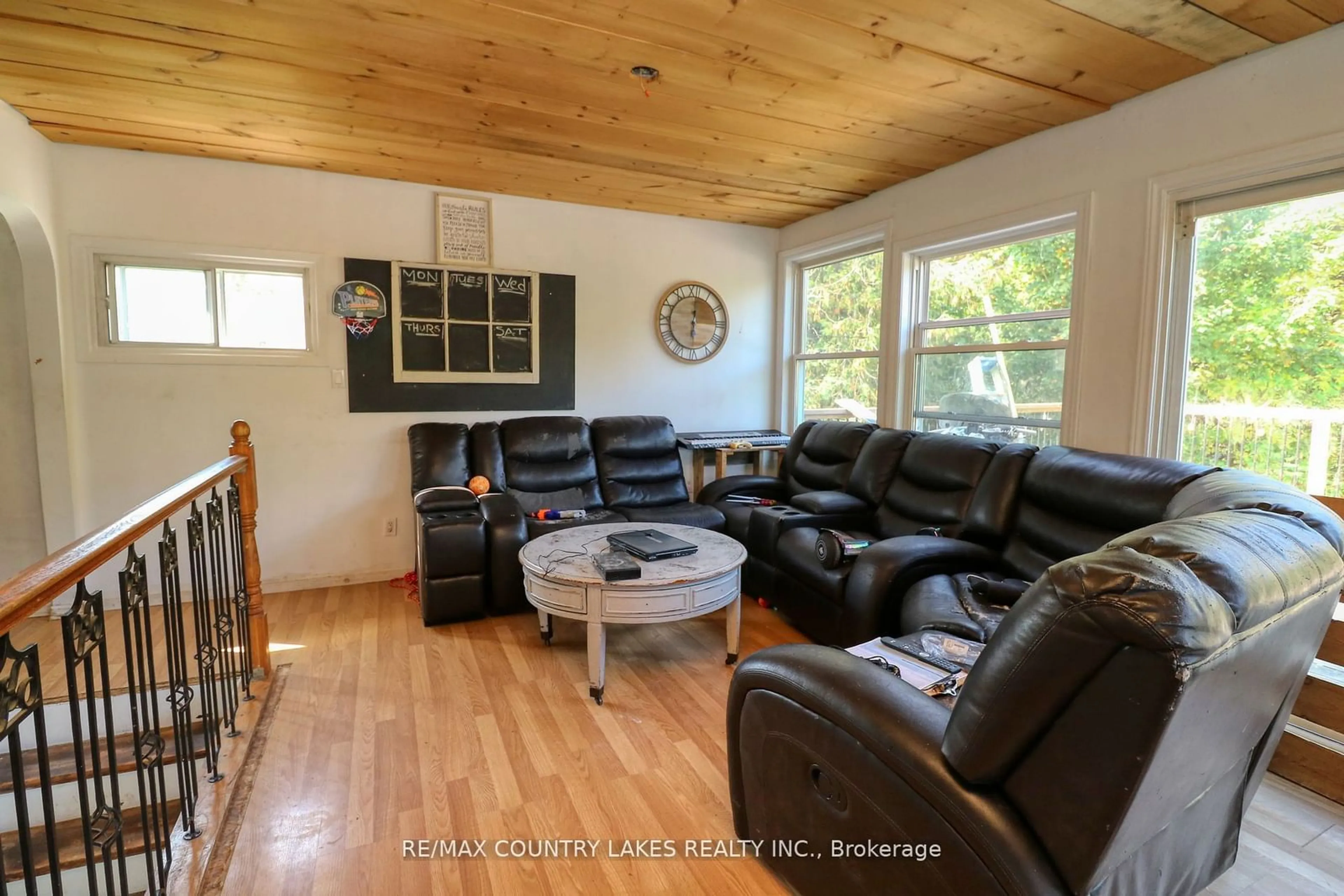 Living room with furniture, unknown for 1157 Sylvan Glen Rd, Ramara Ontario L0K 1B0