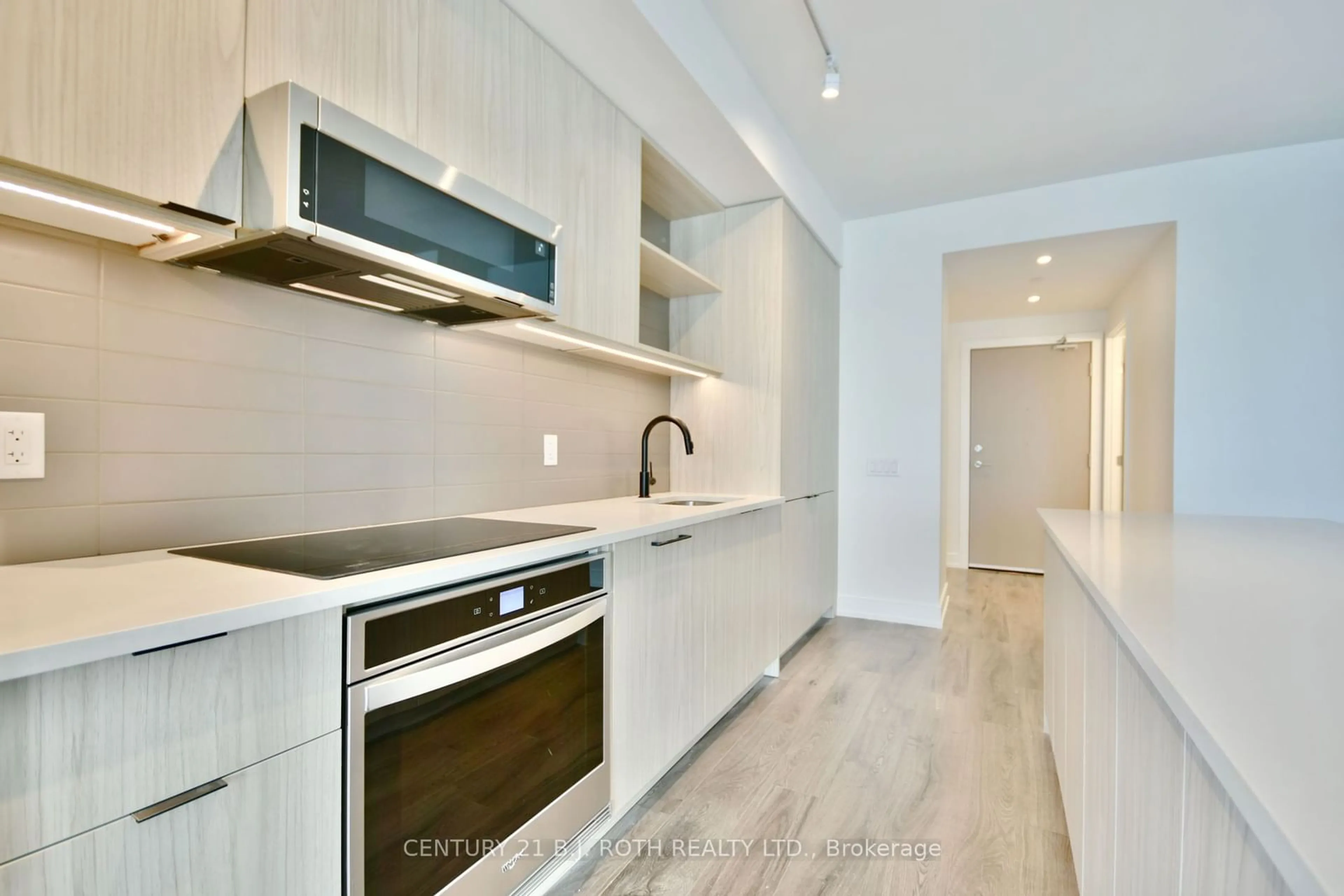 Open concept kitchen, unknown for 185 DUNLOP St #702, Barrie Ontario L4M 0L7