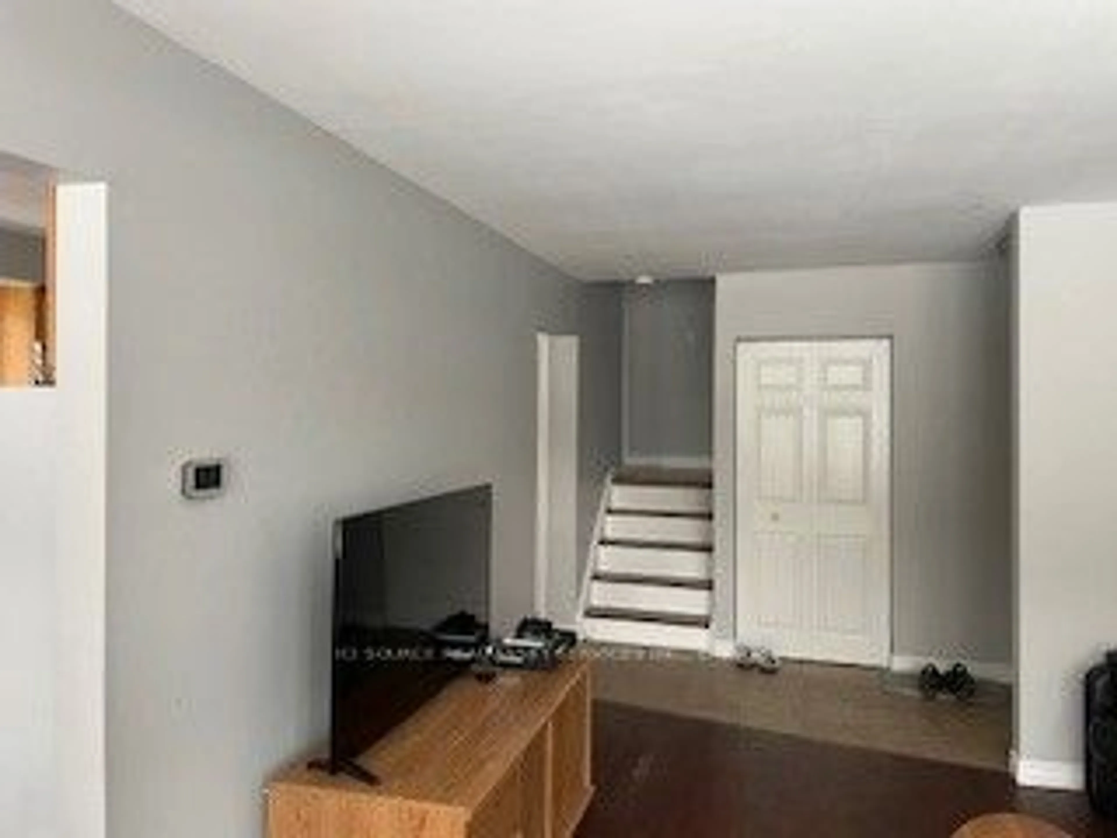 A pic of a room for 314 Collins Dr, Orillia Ontario L3V 1E4