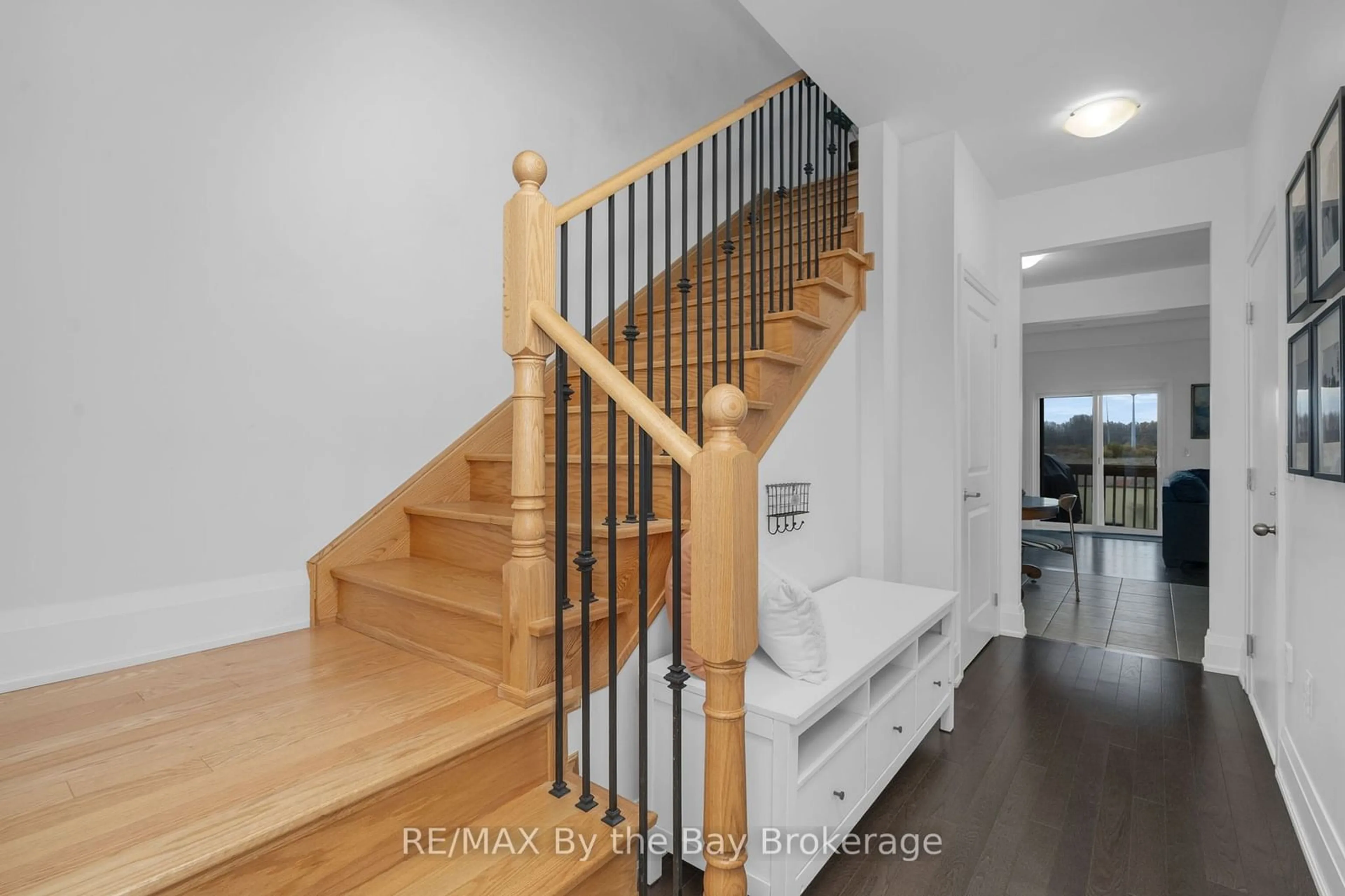 Stairs for 303 Atkinson St, Clearview Ontario L0M 1S0