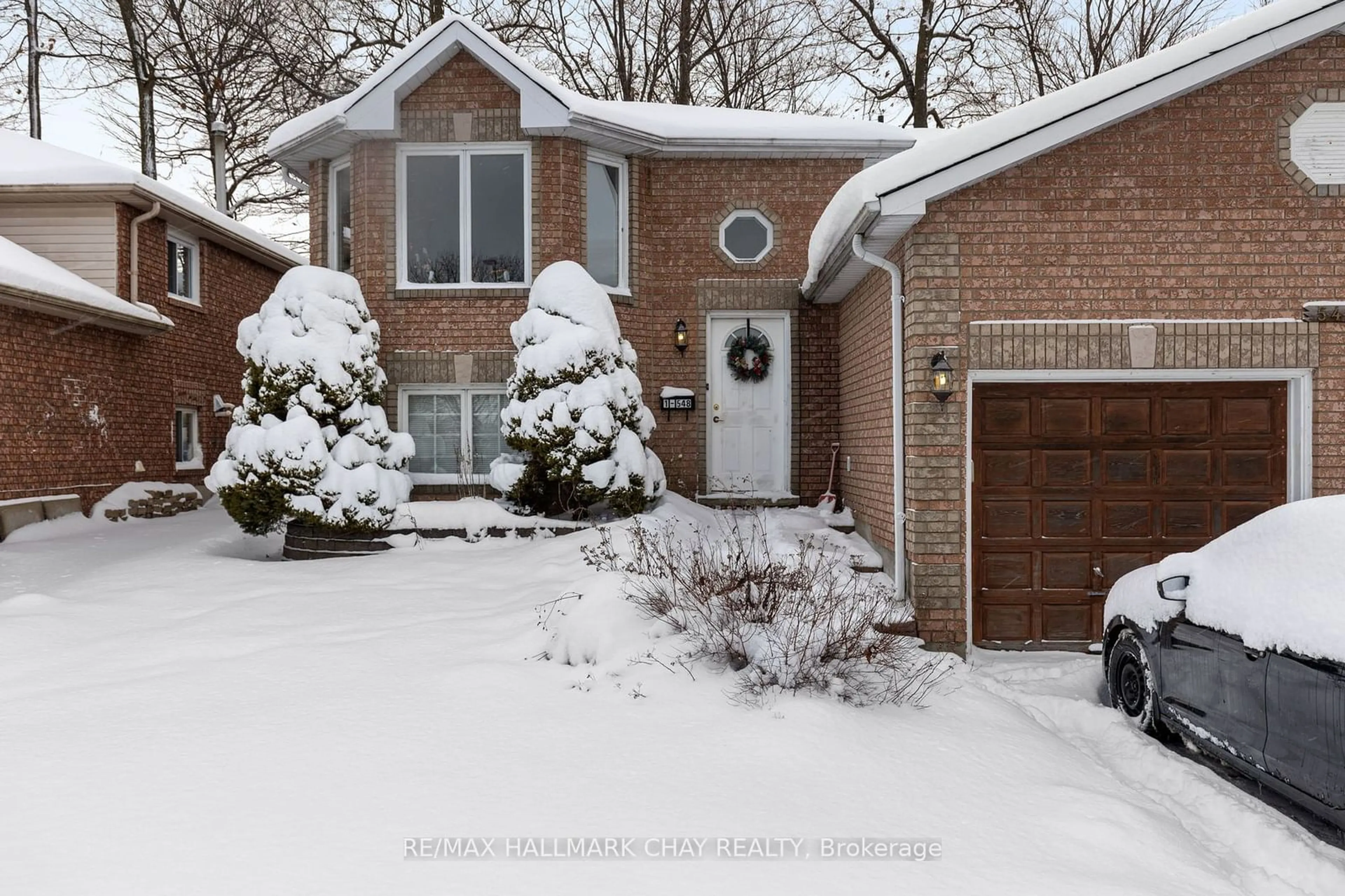 Home with brick exterior material, street for 548 Leacock Dr, Barrie Ontario L4N 7B3