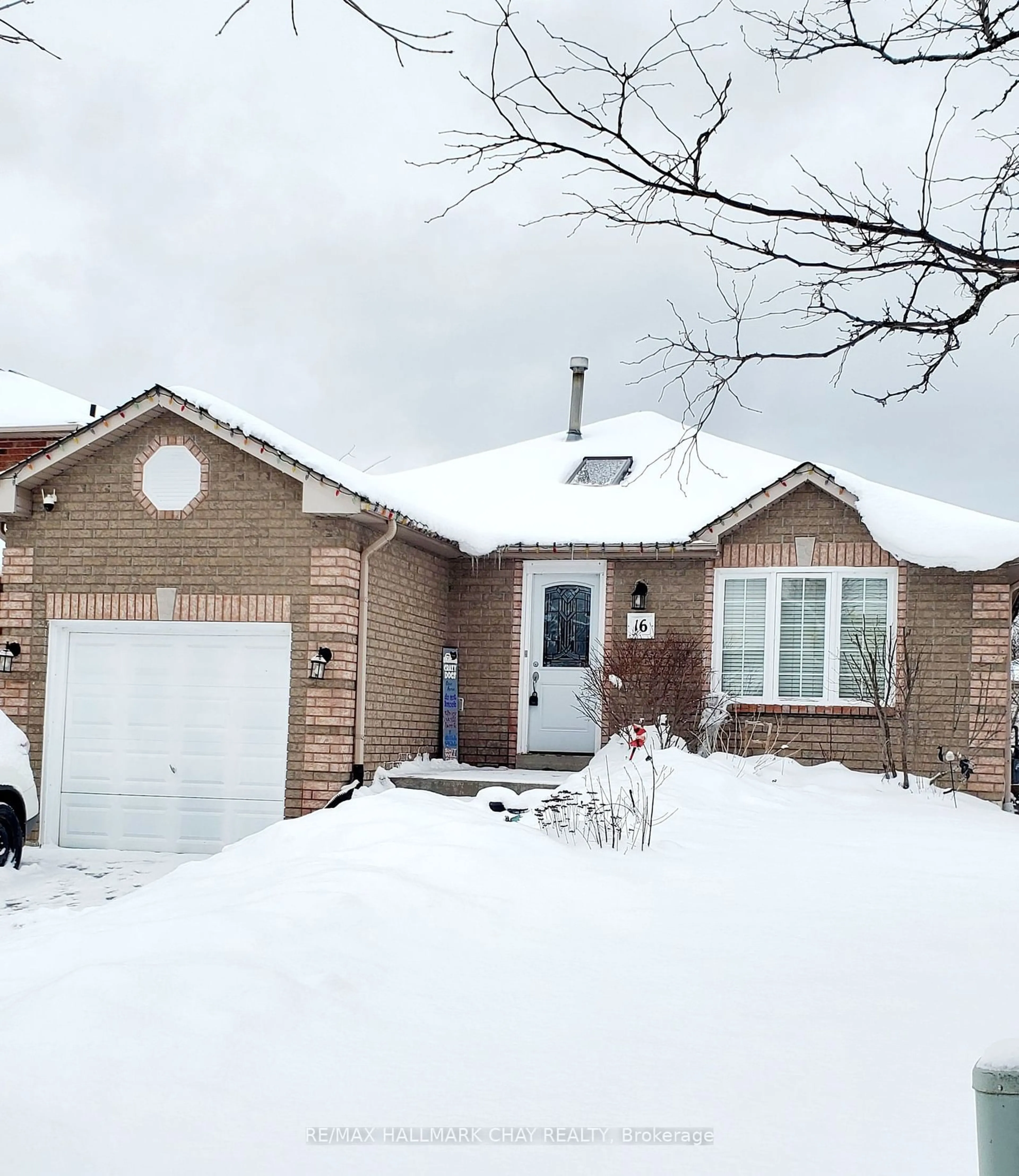 Home with brick exterior material, street for 16 Waddington Cres, Barrie Ontario L4N 8C8