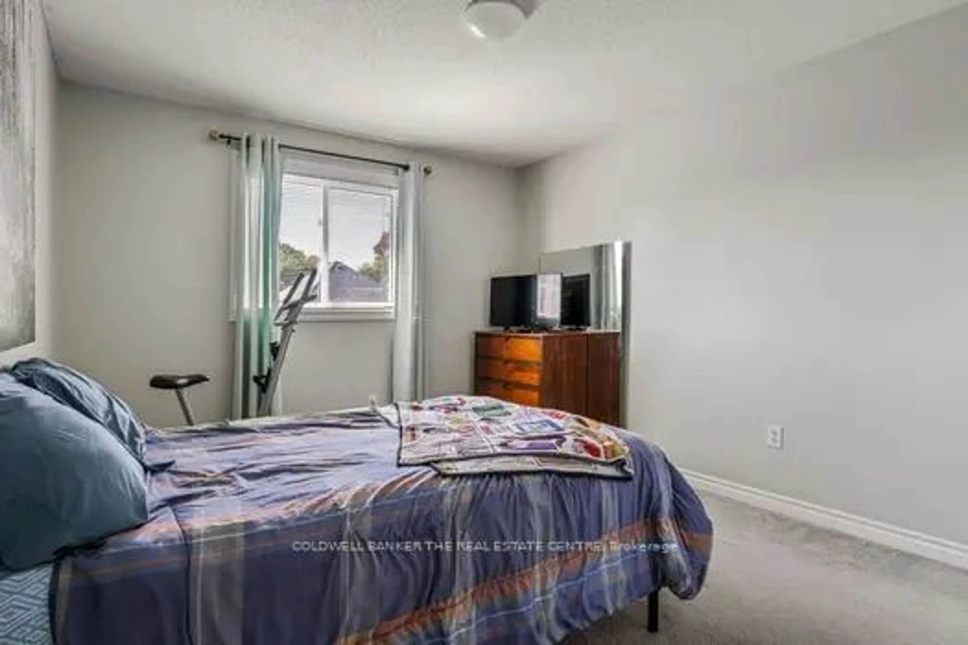 A pic of a room for 99 TUNBRIDGE Rd, Barrie Ontario L4M 6S9