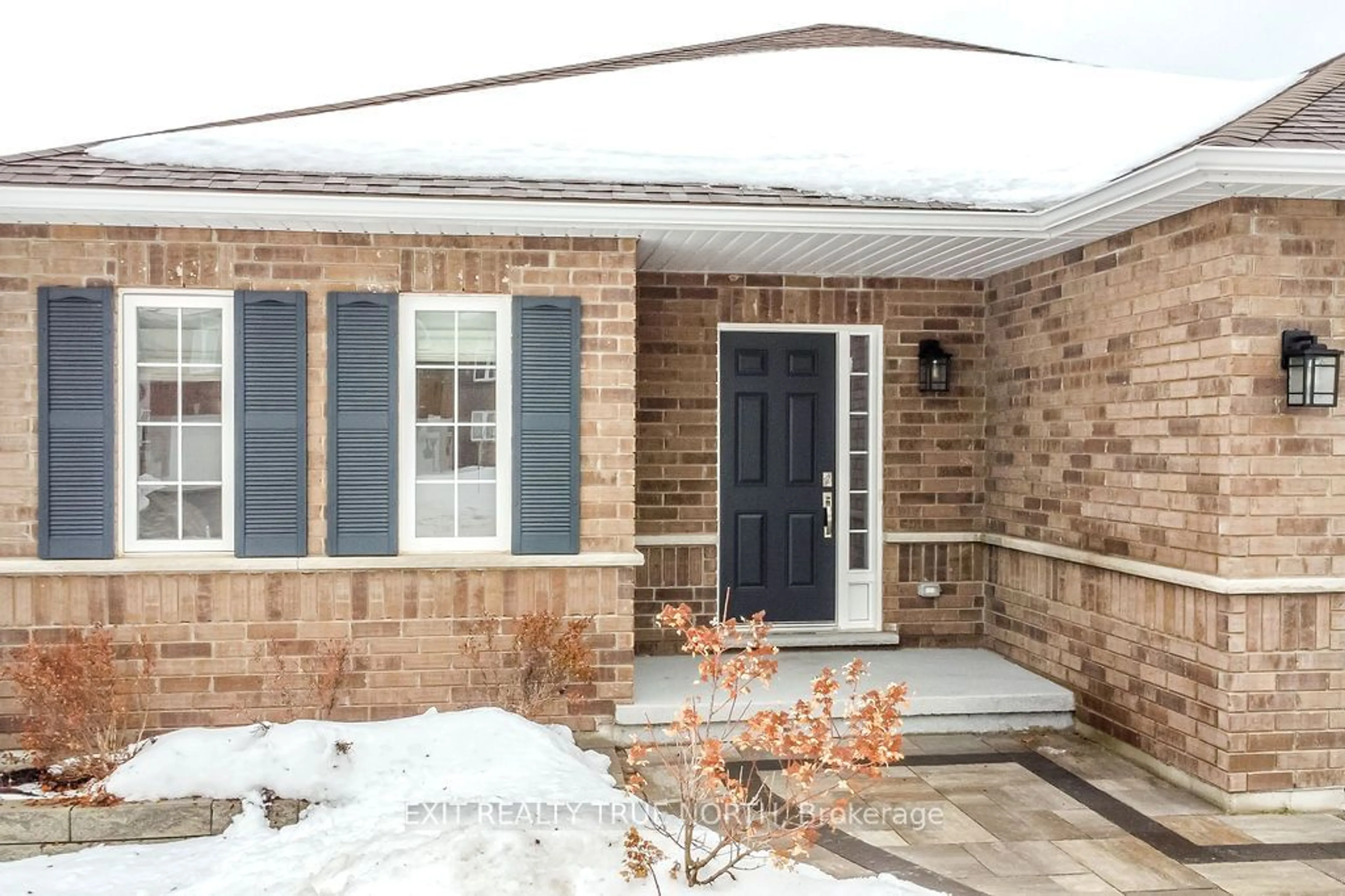 Home with brick exterior material, street for 36 Hunter Ave, Tay Ontario L0K 2A0