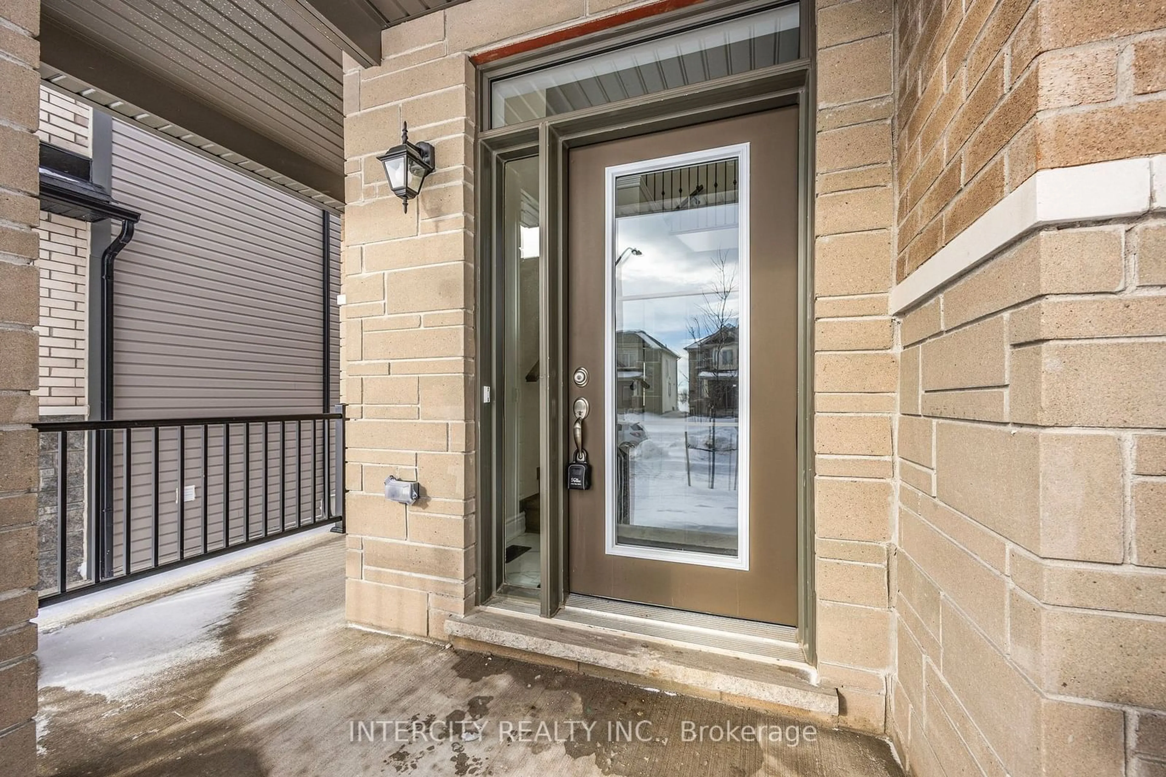 Indoor entryway for Lot 180 Season Cres, Wasaga Beach Ontario L9Z 0M5
