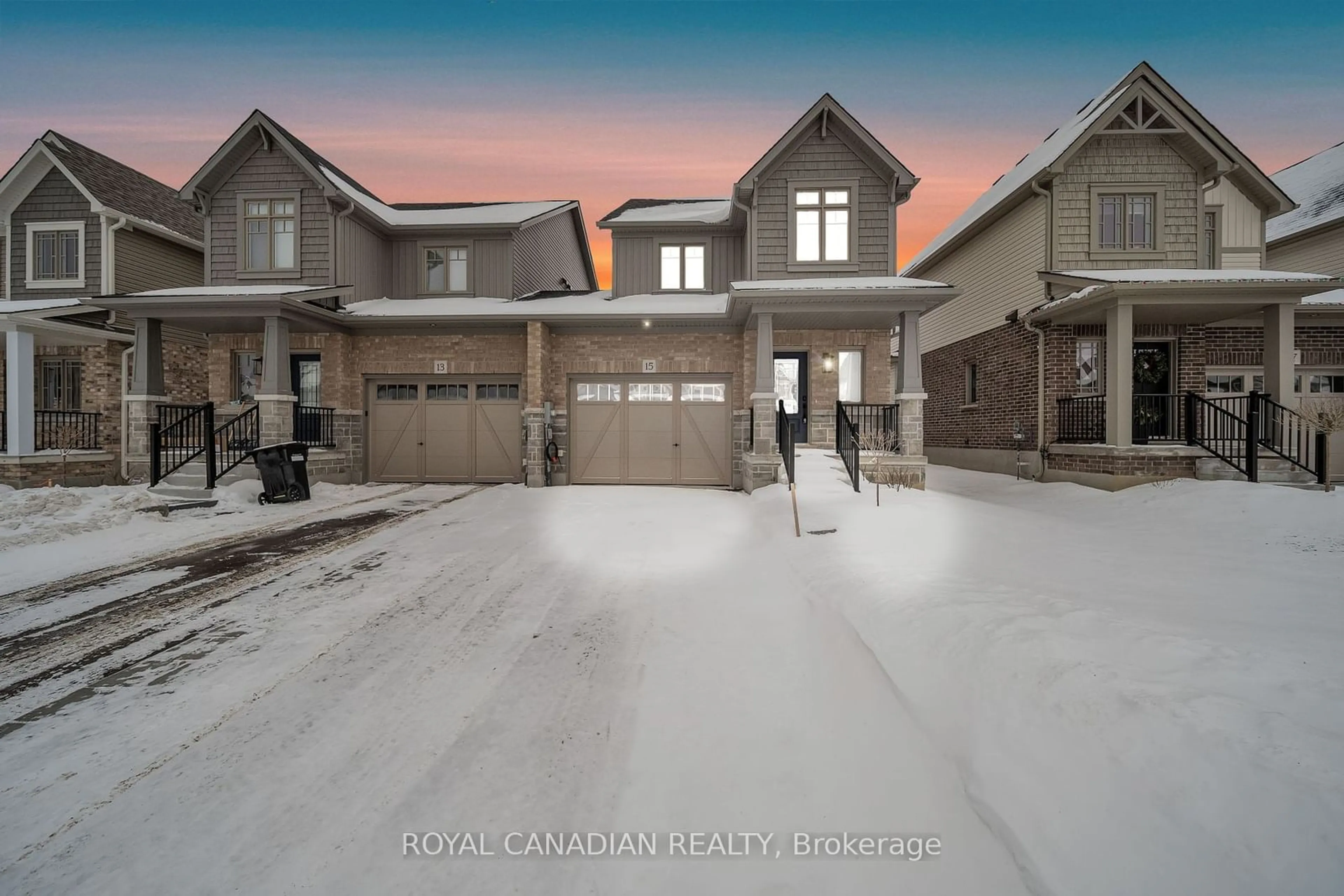 A pic from outside/outdoor area/front of a property/back of a property/a pic from drone, street for 15 Shipley Ave, Collingwood Ontario L9Y 5M6