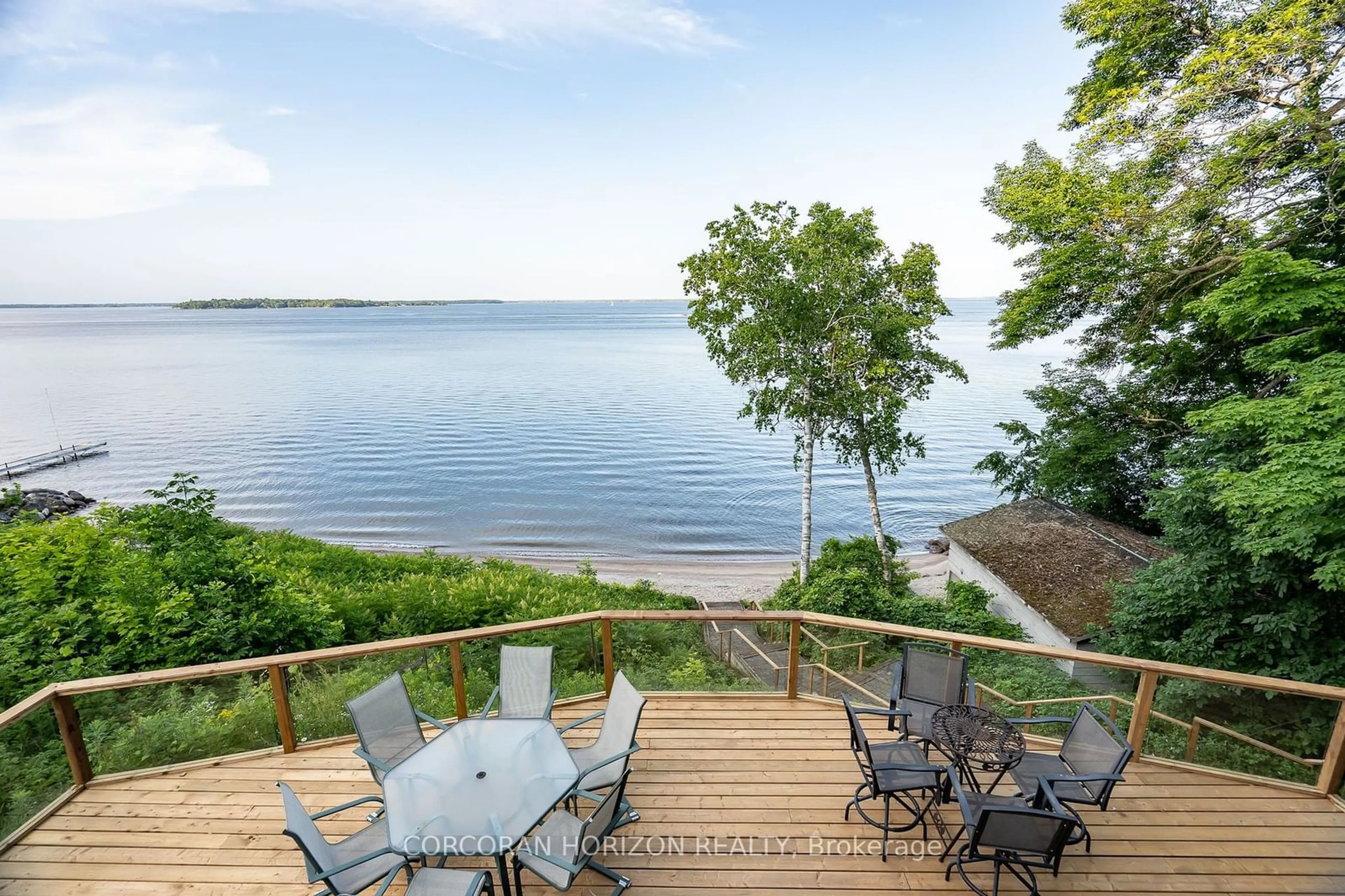 Patio, water/lake/river/ocean view for 77 MCARTHUR Dr, Penetanguishene Ontario L9M 1X3