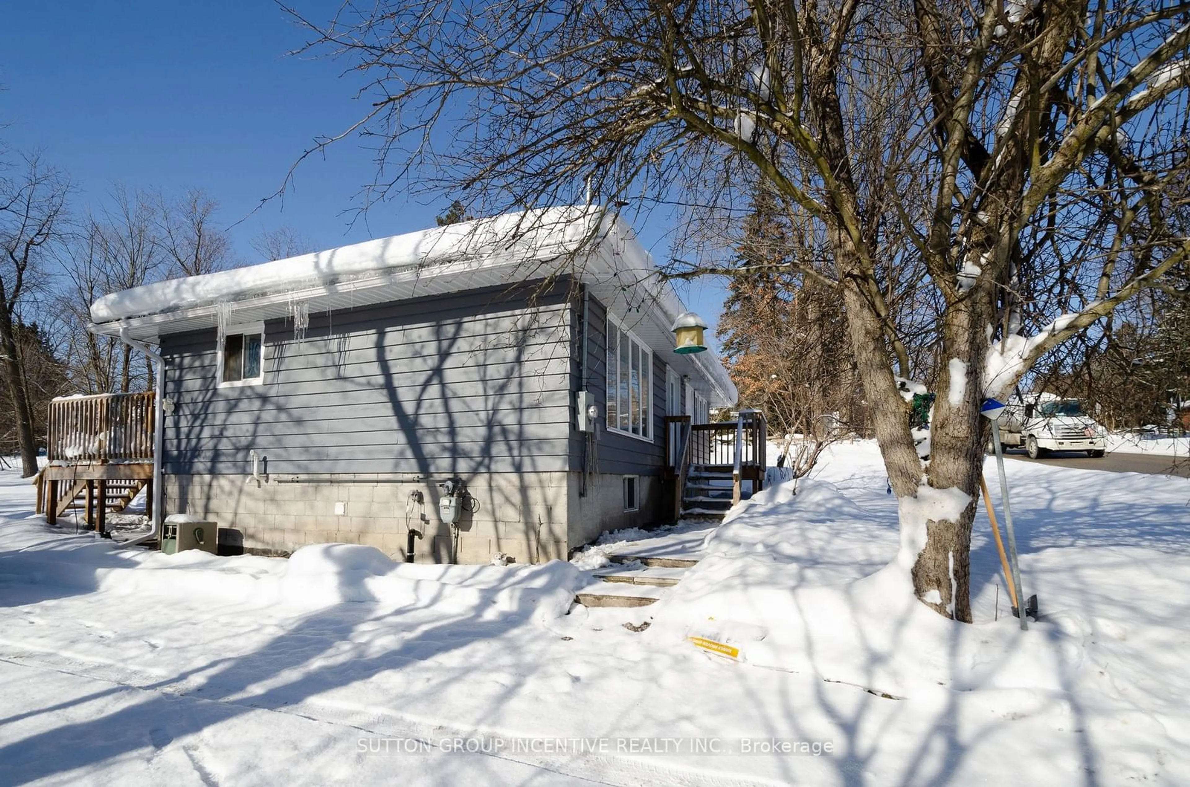 Shed for 688 LINE 7 Line, Oro-Medonte Ontario L0L 2E0