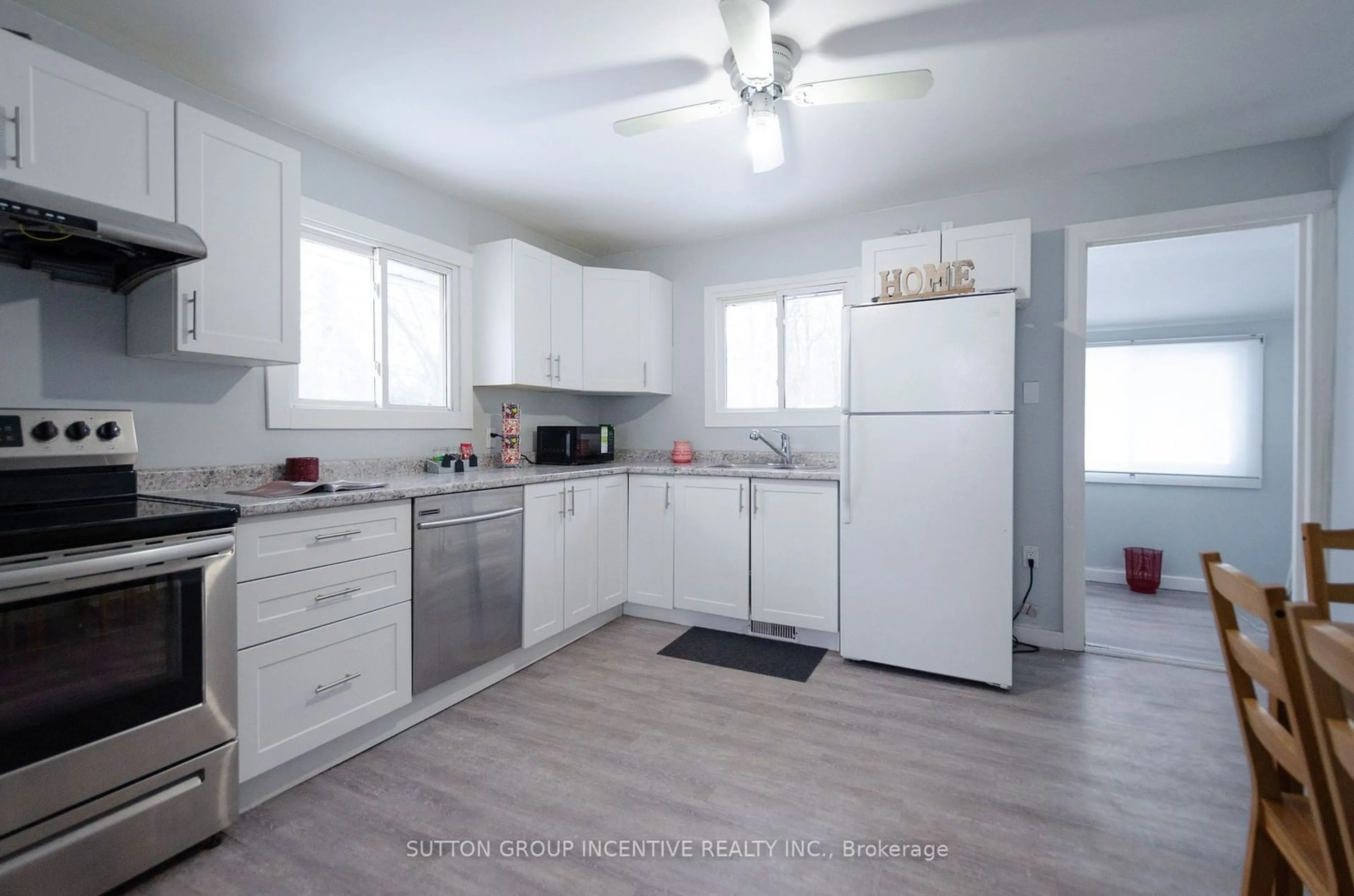 Standard kitchen, unknown for 688 LINE 7 Line, Oro-Medonte Ontario L0L 2E0