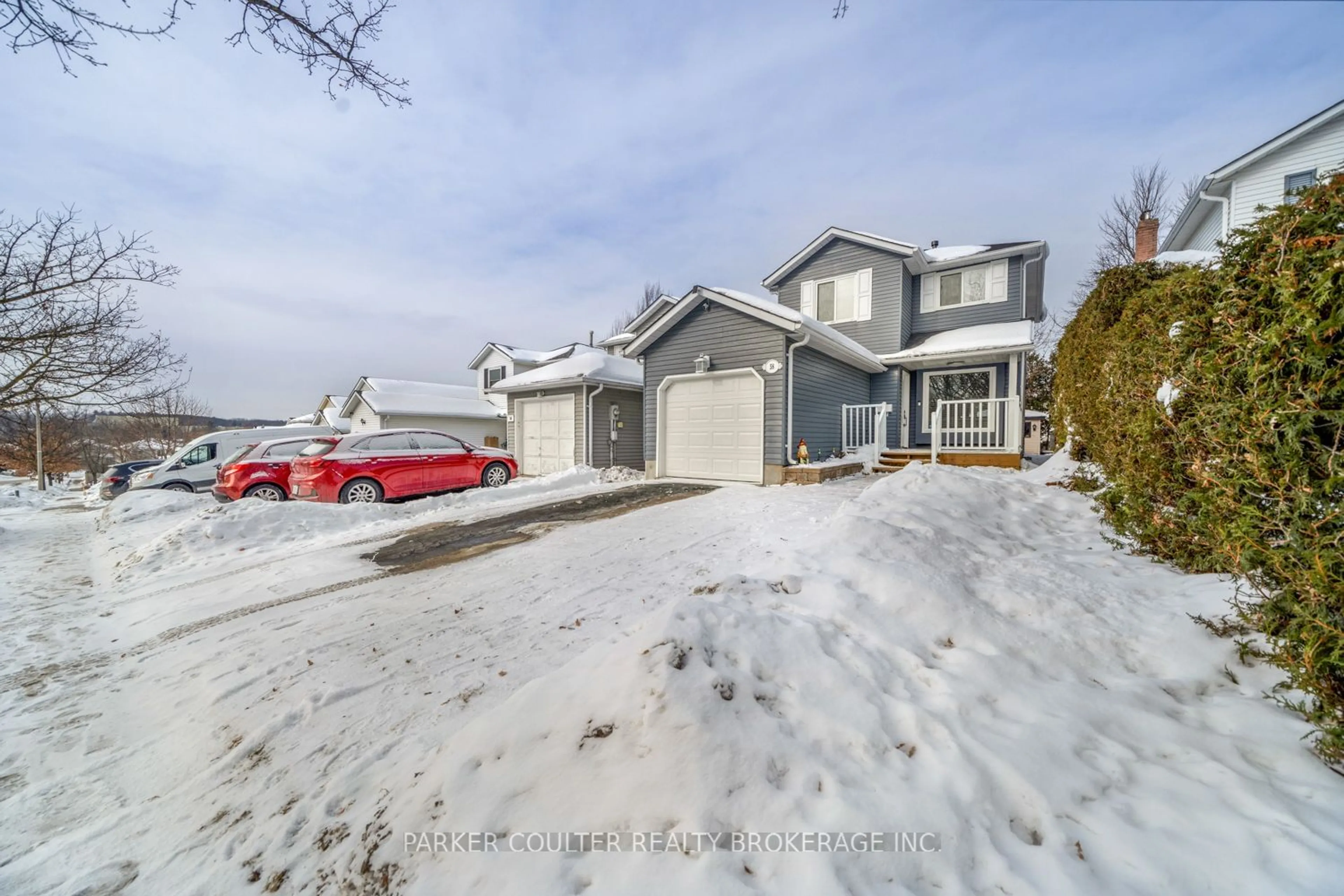 A pic from outside/outdoor area/front of a property/back of a property/a pic from drone, street for 58 D'ambrosio Dr, Barrie Ontario L4N 6V4