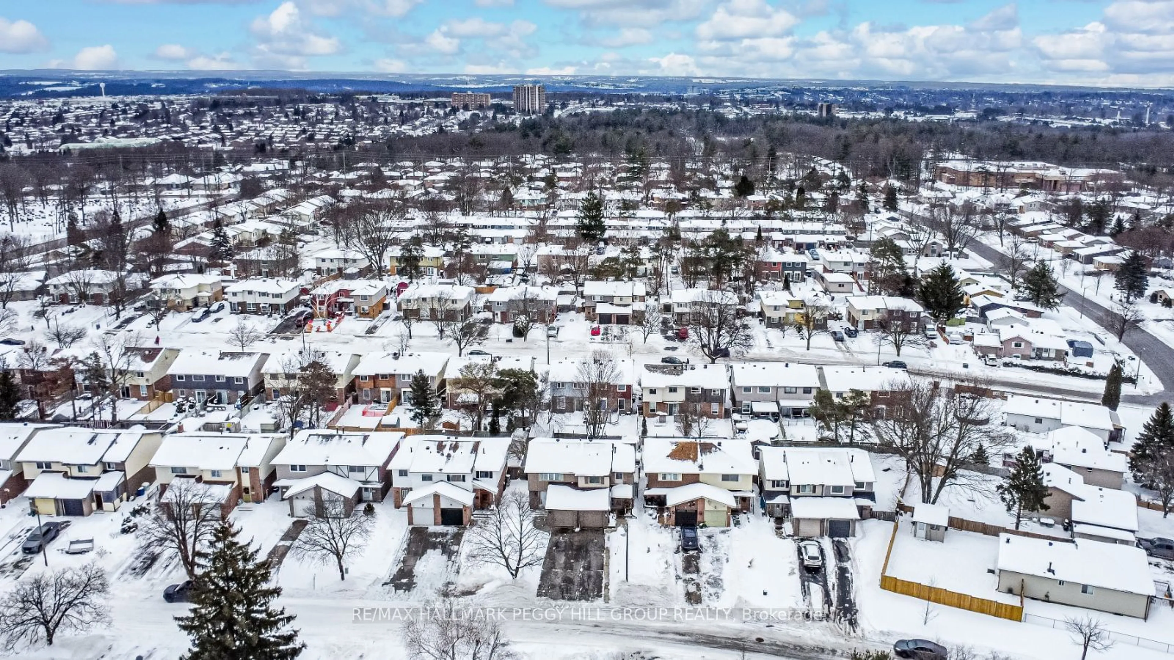 A pic from outside/outdoor area/front of a property/back of a property/a pic from drone, street for 94 Christie Cres, Barrie Ontario L4N 4W8