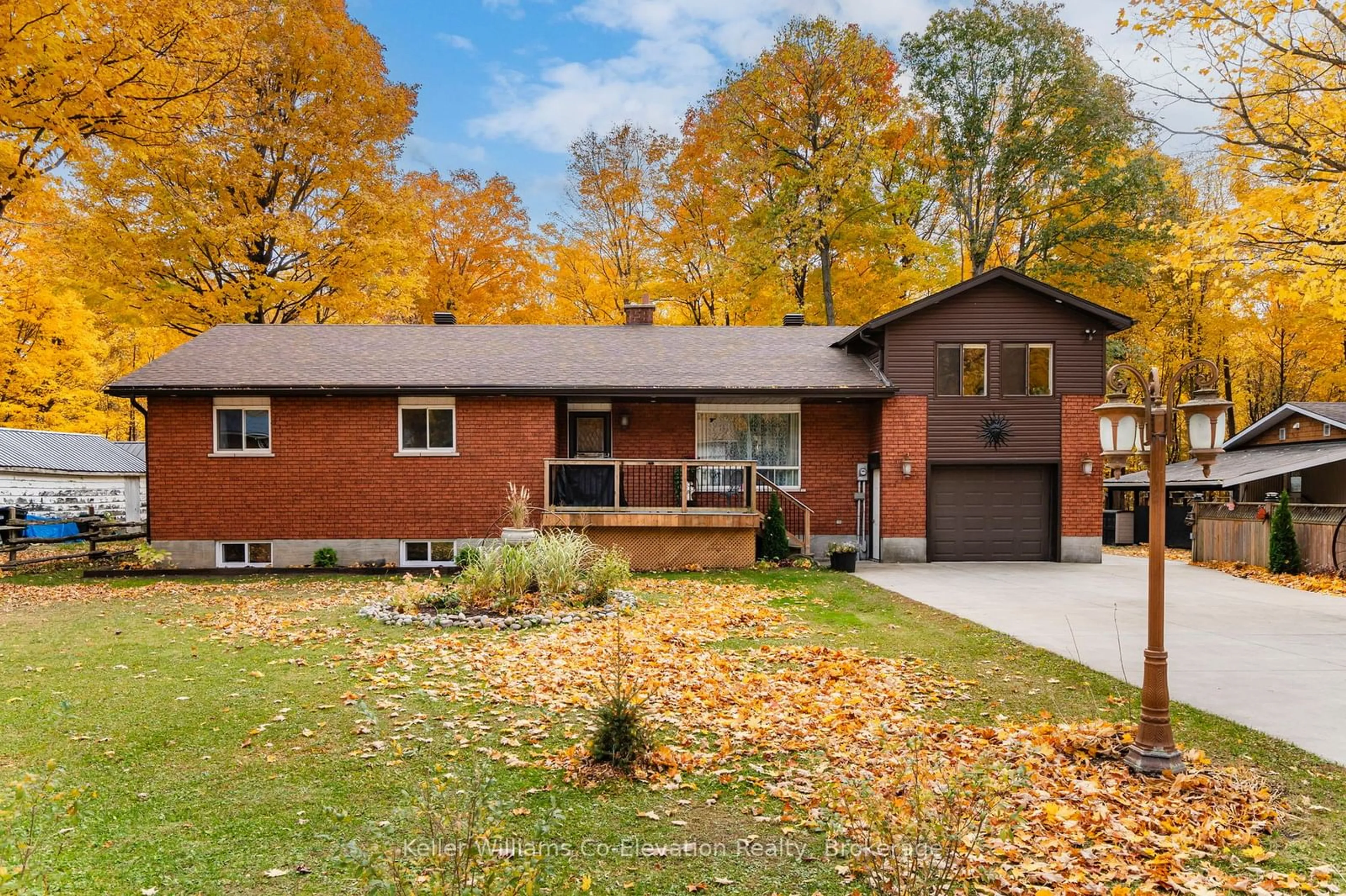 Home with brick exterior material, unknown for 15 MUNDY Ave, Tiny Ontario L9M 0B5