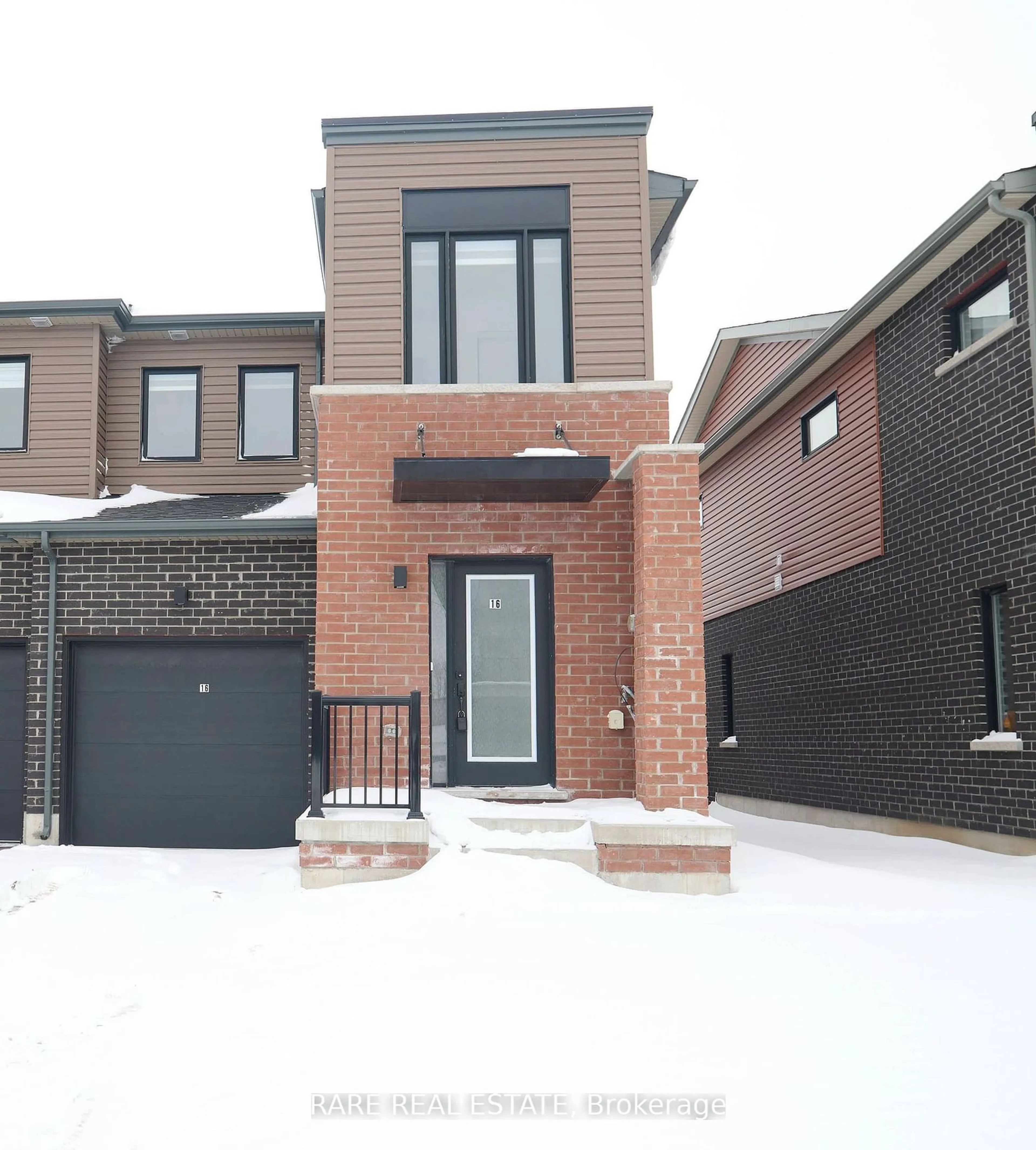 Home with brick exterior material, street for 16 Fairlane Ave, Barrie Ontario L9J 0M9