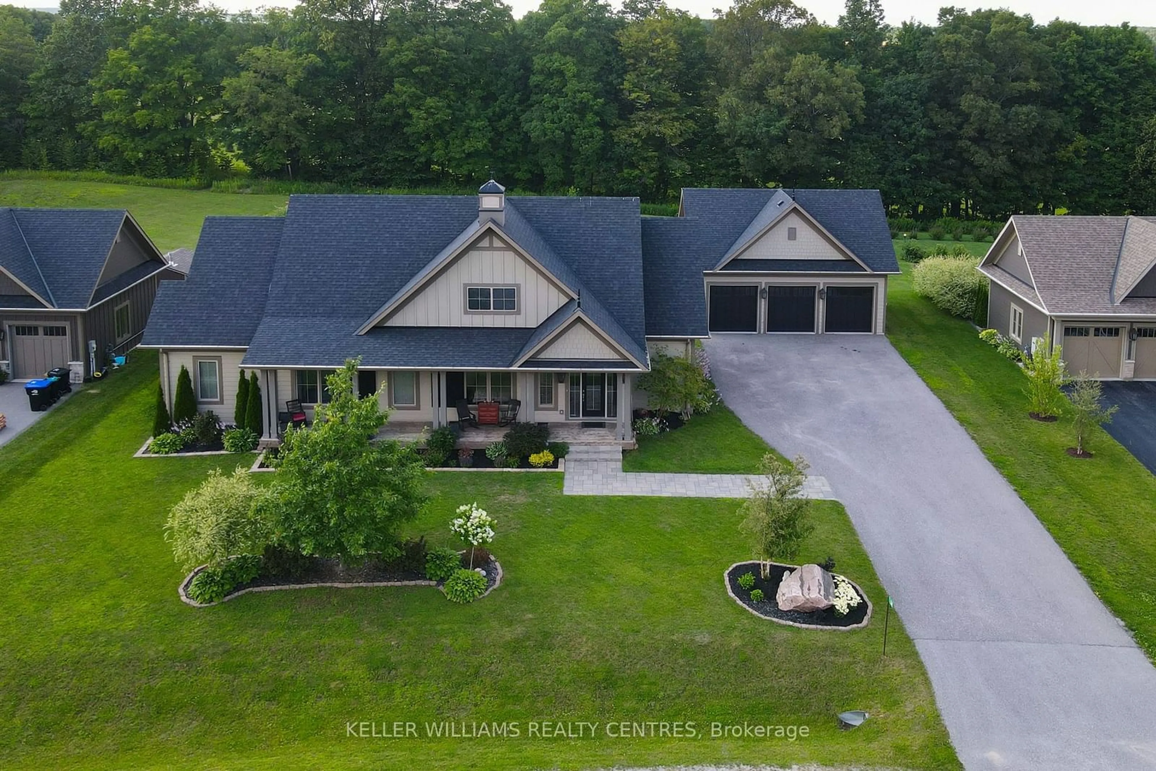 A pic from outside/outdoor area/front of a property/back of a property/a pic from drone, unknown for 34 Georgian Grande Dr, Oro-Medonte Ontario L0K 1E0