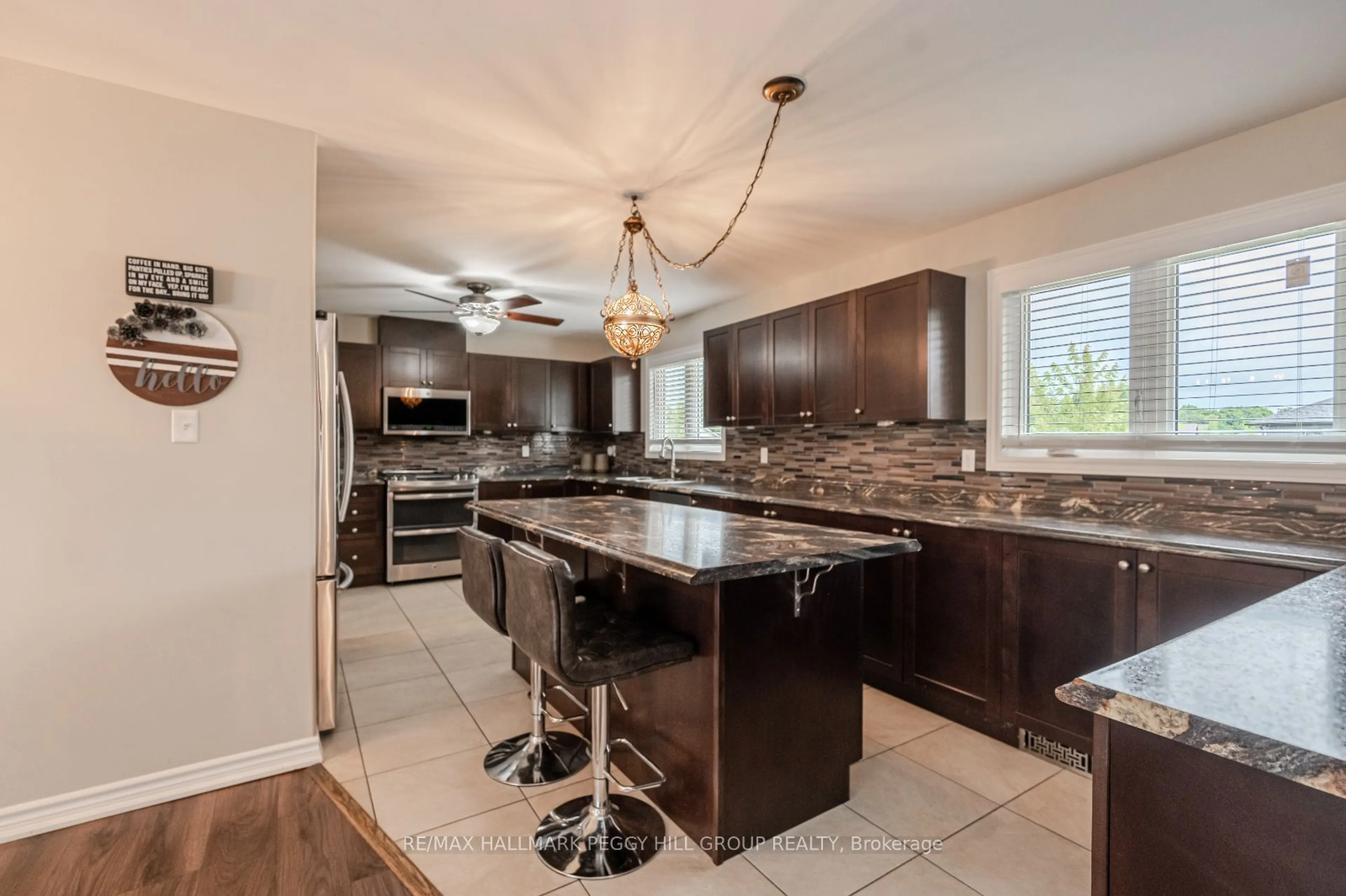 Open concept kitchen, ceramic/tile floor for 21 Keyzer Dr, Oro-Medonte Ontario L0K 2G0