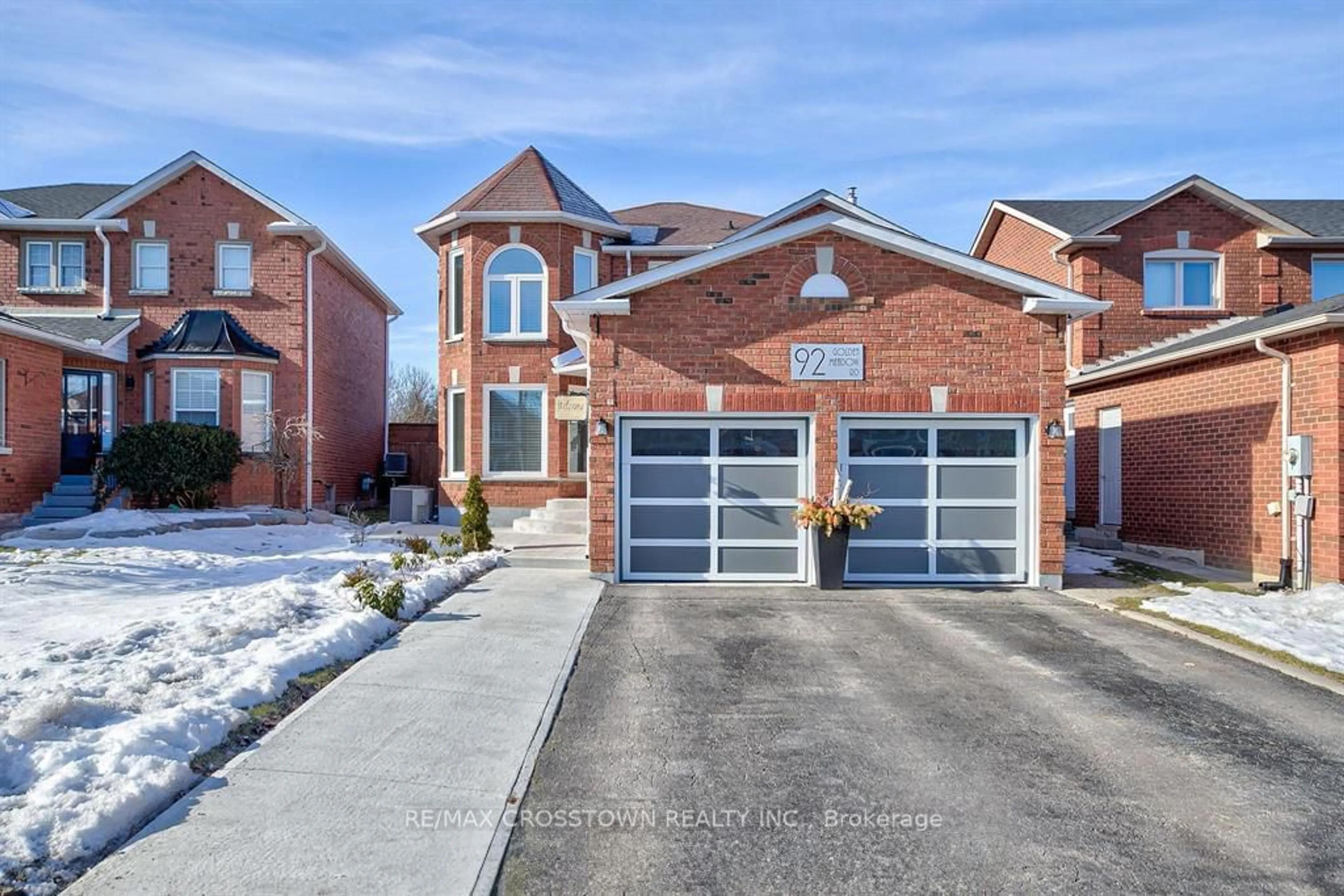 Home with brick exterior material, street for 92 Golden Meadow Rd, Barrie Ontario L4N 7G4