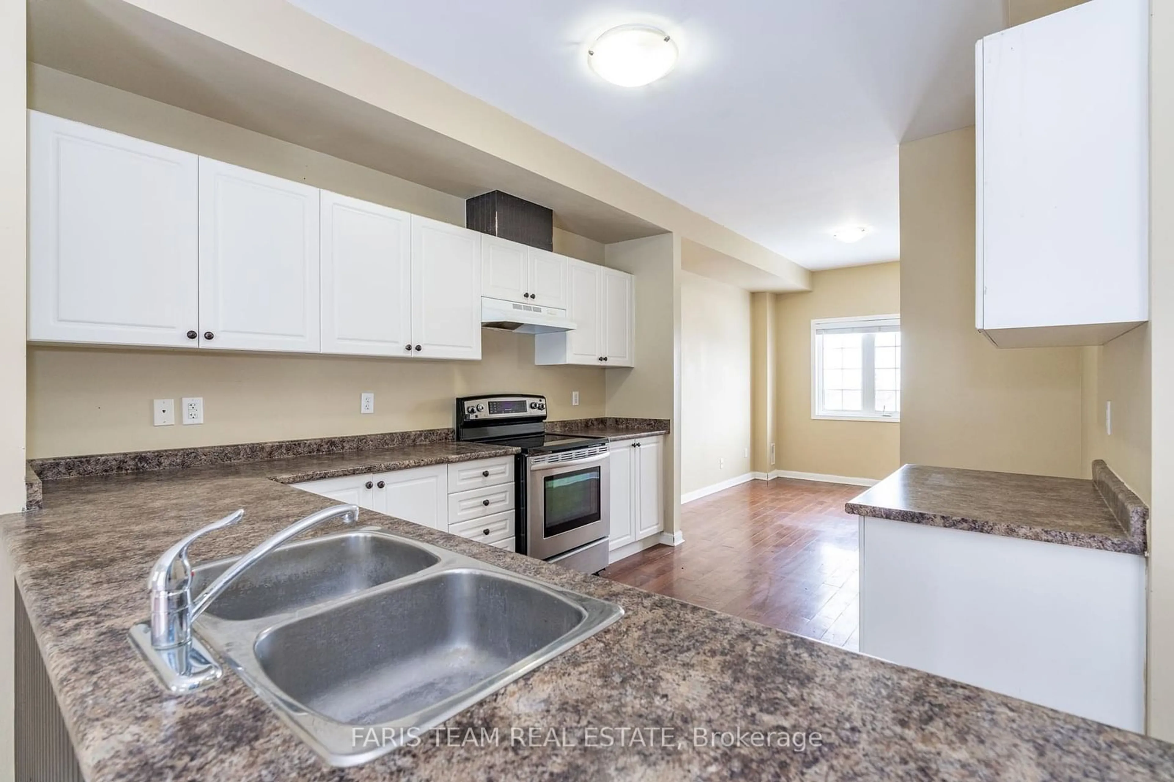 Standard kitchen, unknown for 175 Stanley St #8, Barrie Ontario L4M 0G2