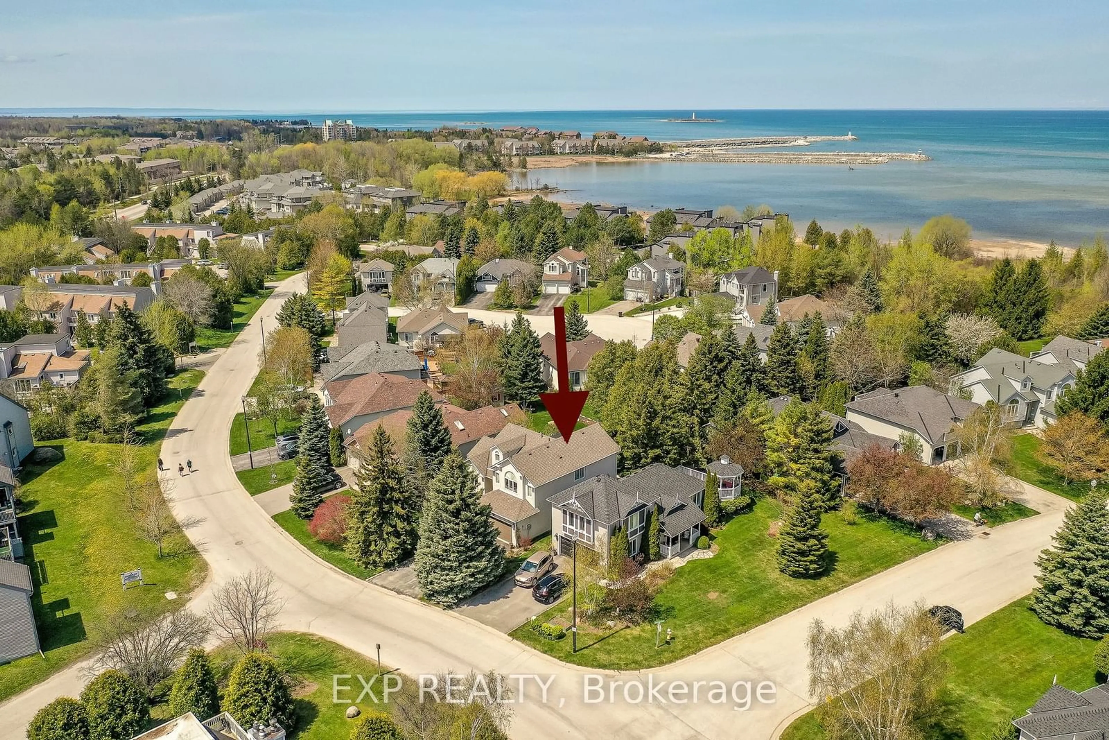 A pic from outside/outdoor area/front of a property/back of a property/a pic from drone, water/lake/river/ocean view for 56 Trott Blvd, Collingwood Ontario L9Y 5B6