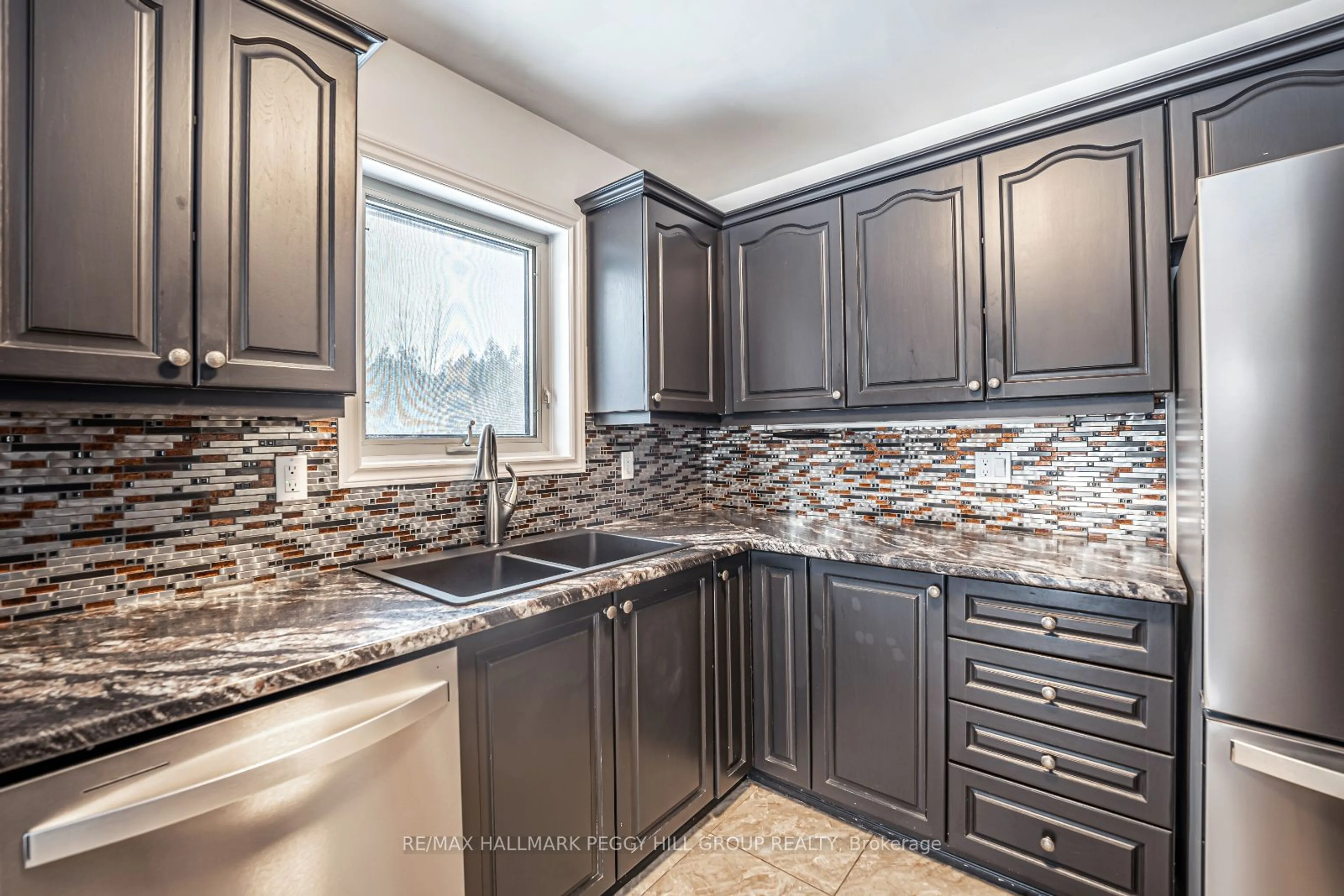 Contemporary kitchen, ceramic/tile floor for 2241 Foxmead Rd, Oro-Medonte Ontario L0K 1E0