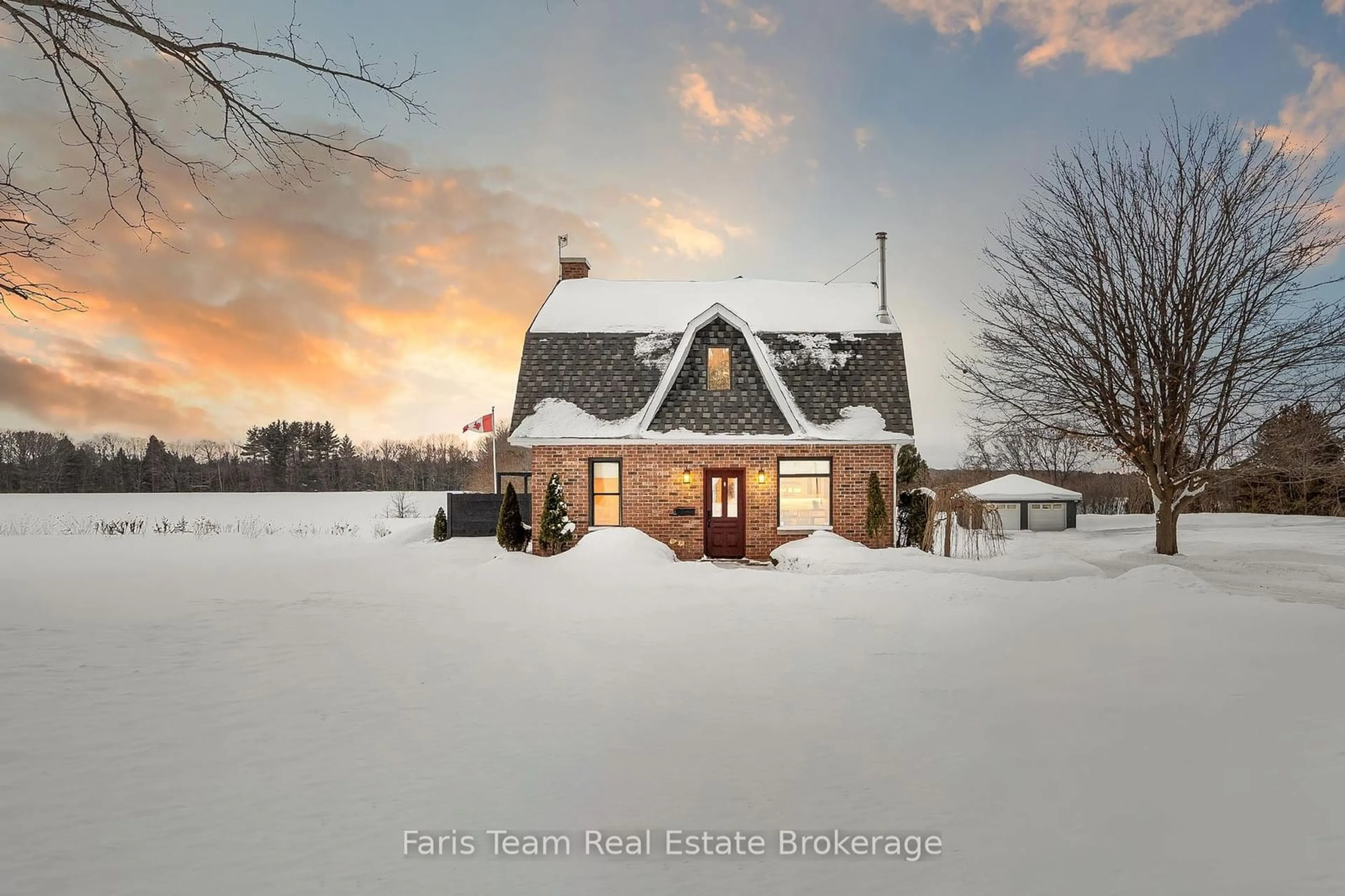 A pic from outside/outdoor area/front of a property/back of a property/a pic from drone, unknown for 7964 Highway 93, Tiny Ontario L0K 2E1