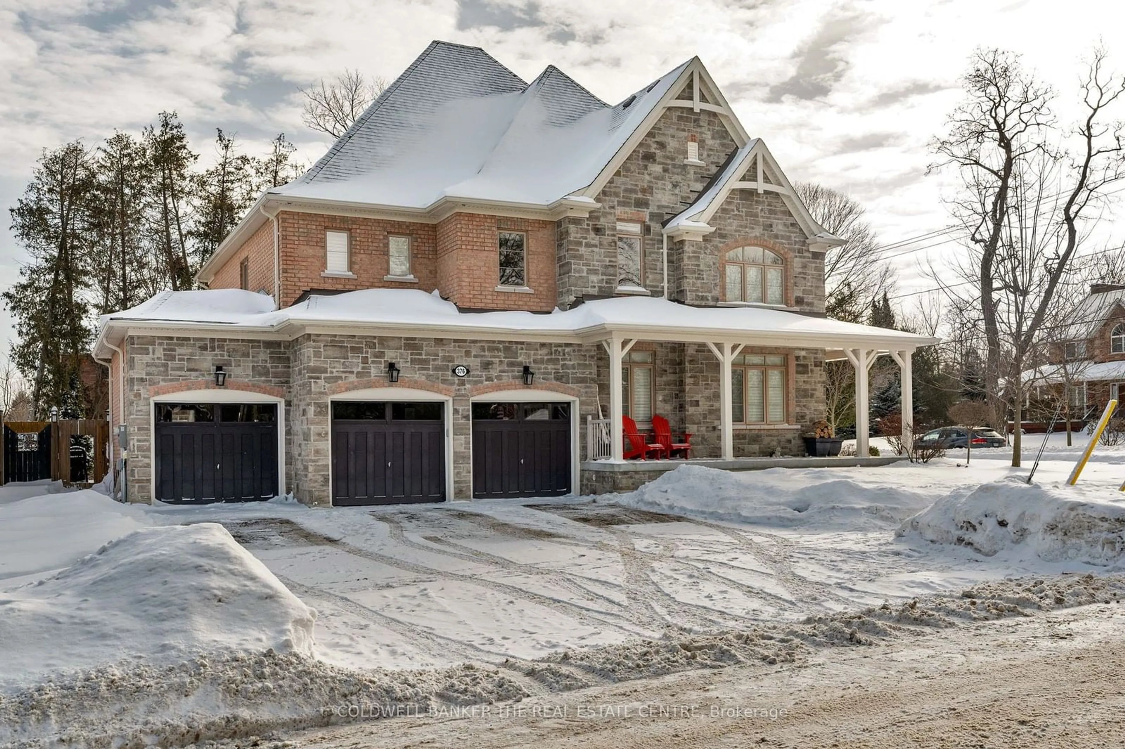 Home with brick exterior material, street for 376 Tollendal Mill Rd, Barrie Ontario L4N 7T1