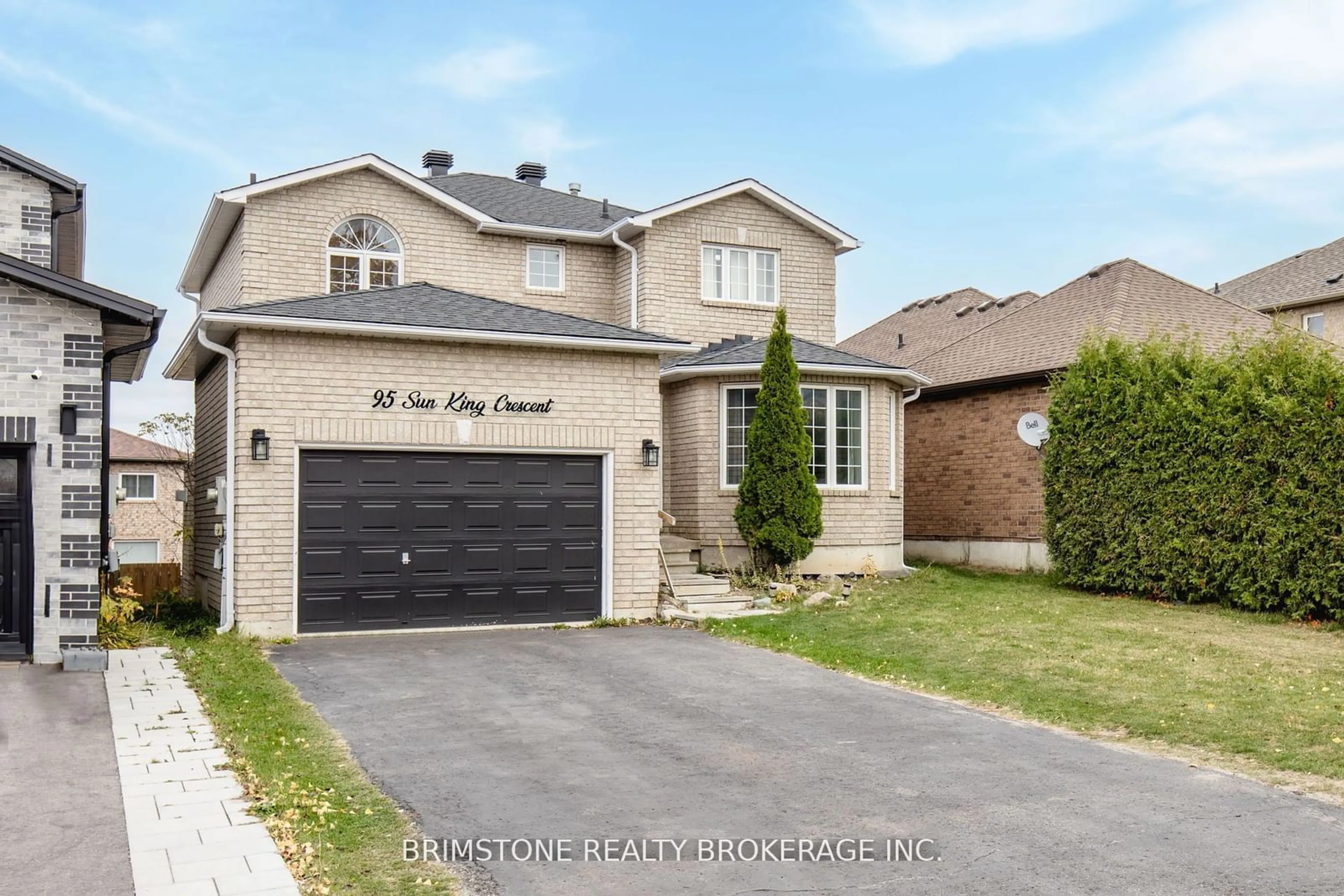 Home with brick exterior material, street for 95 Sun King Cres, Barrie Ontario L4M 7K4