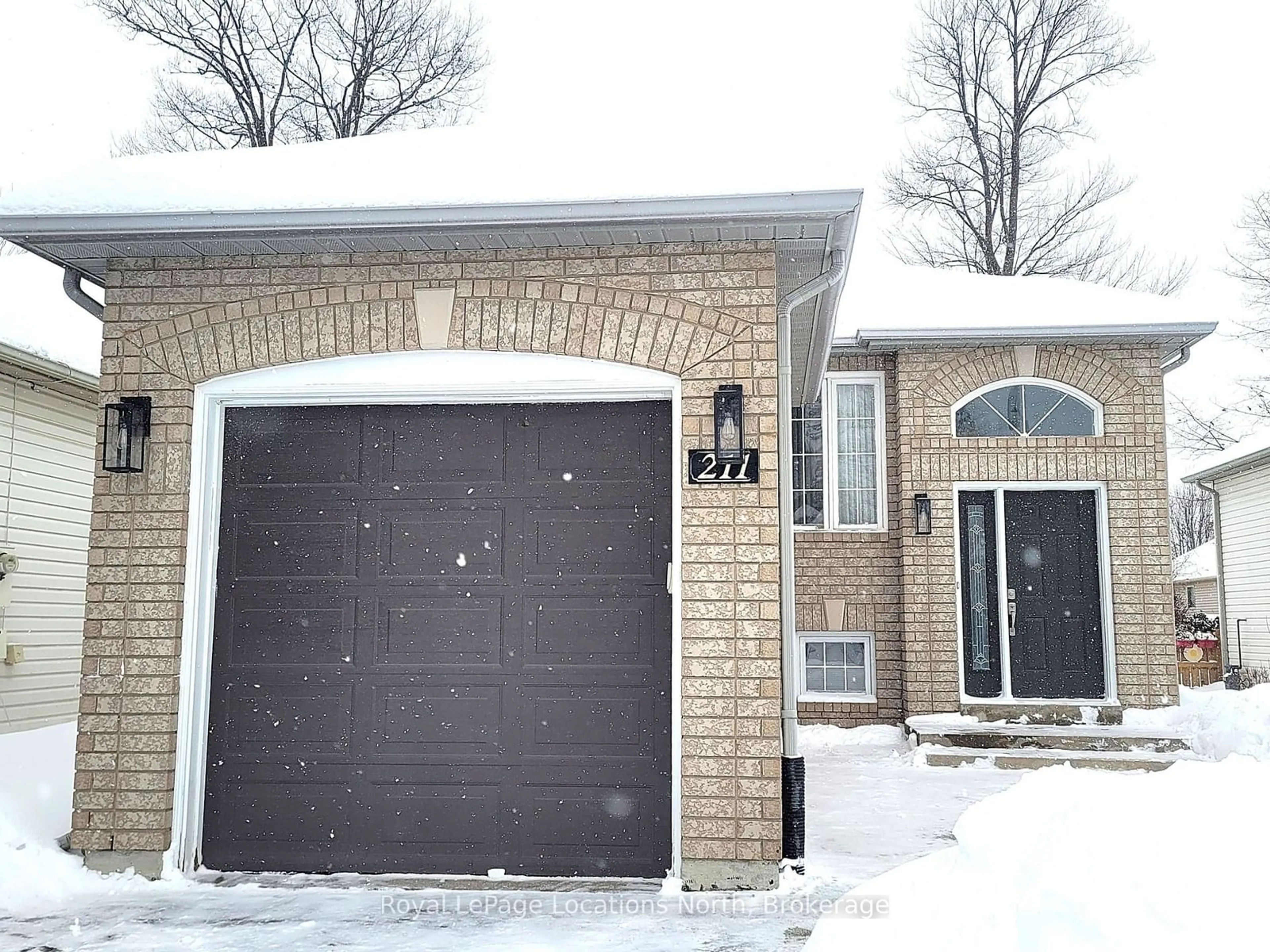 Unknown for 211 Dyer Dr, Wasaga Beach Ontario L9Z 1E5