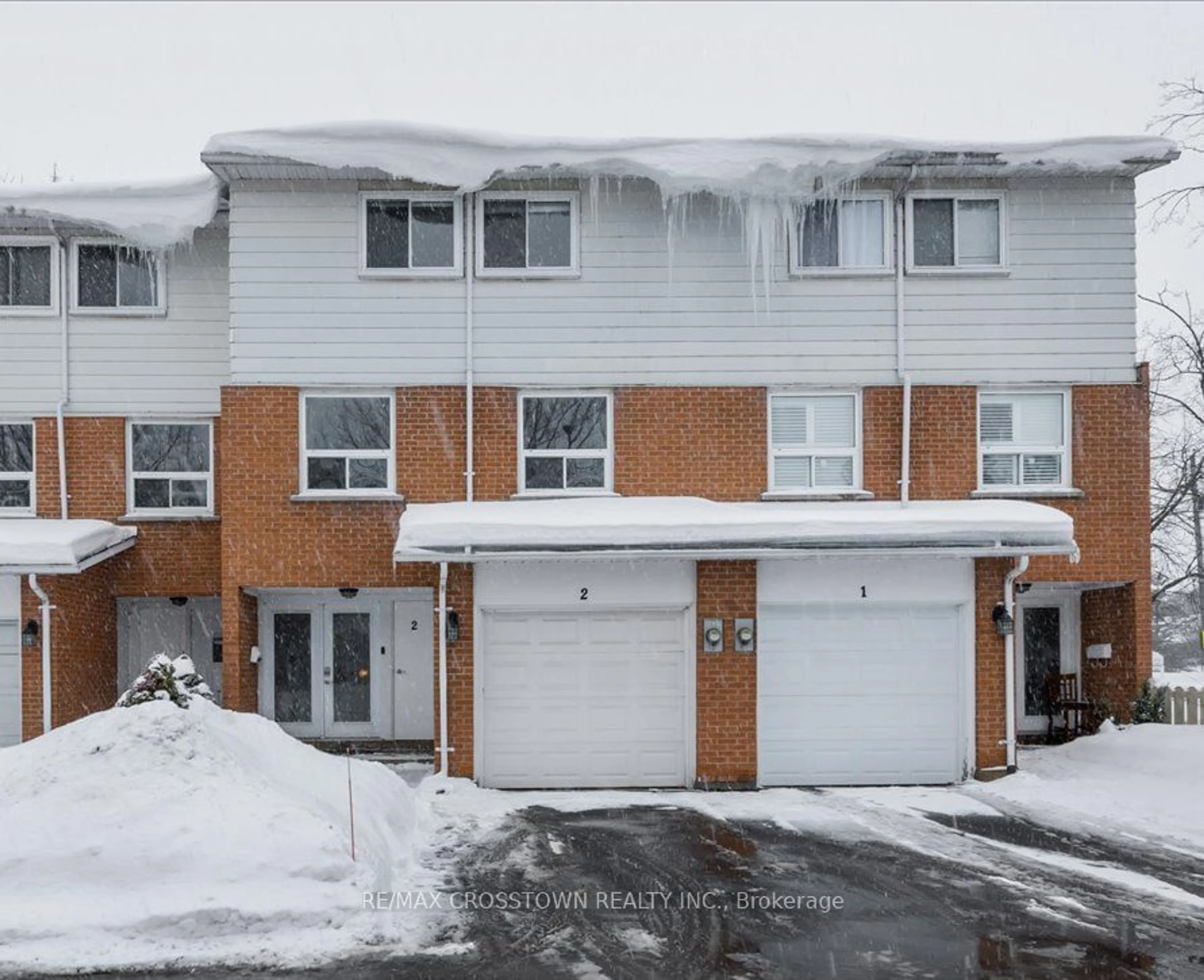 Unknown for 235 Steel St #2, Barrie Ontario L4M 2H1