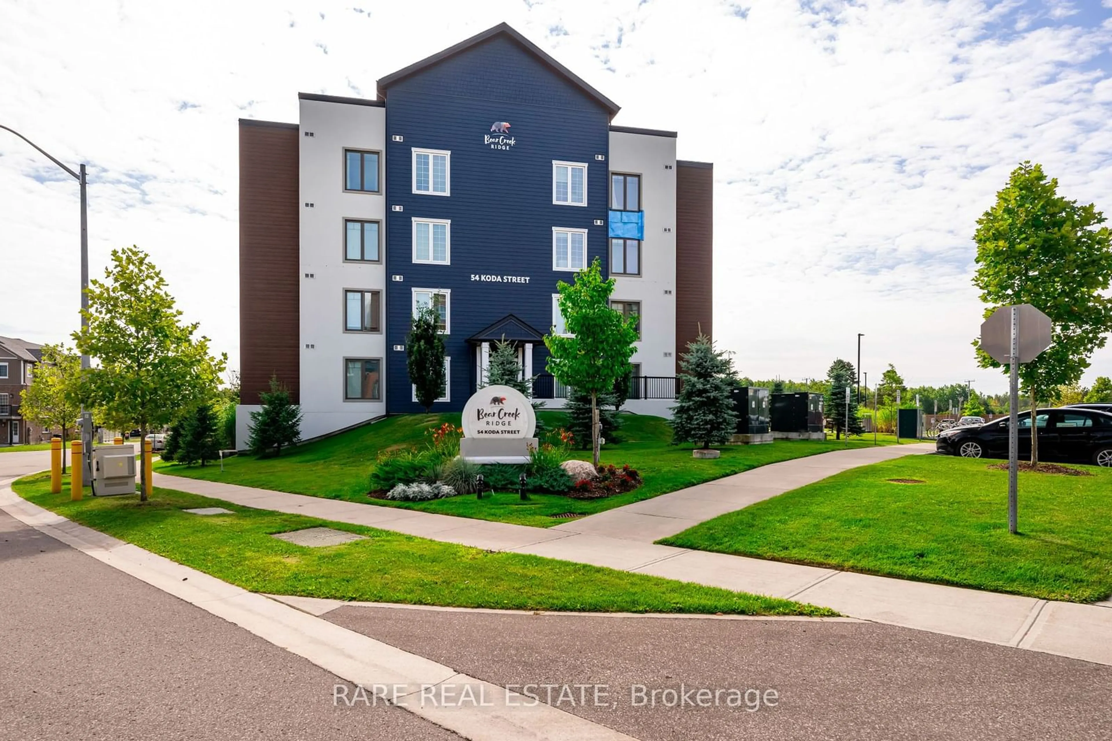 A pic from outside/outdoor area/front of a property/back of a property/a pic from drone, building for 54 Koda St #309, Barrie Ontario L9J 0J6