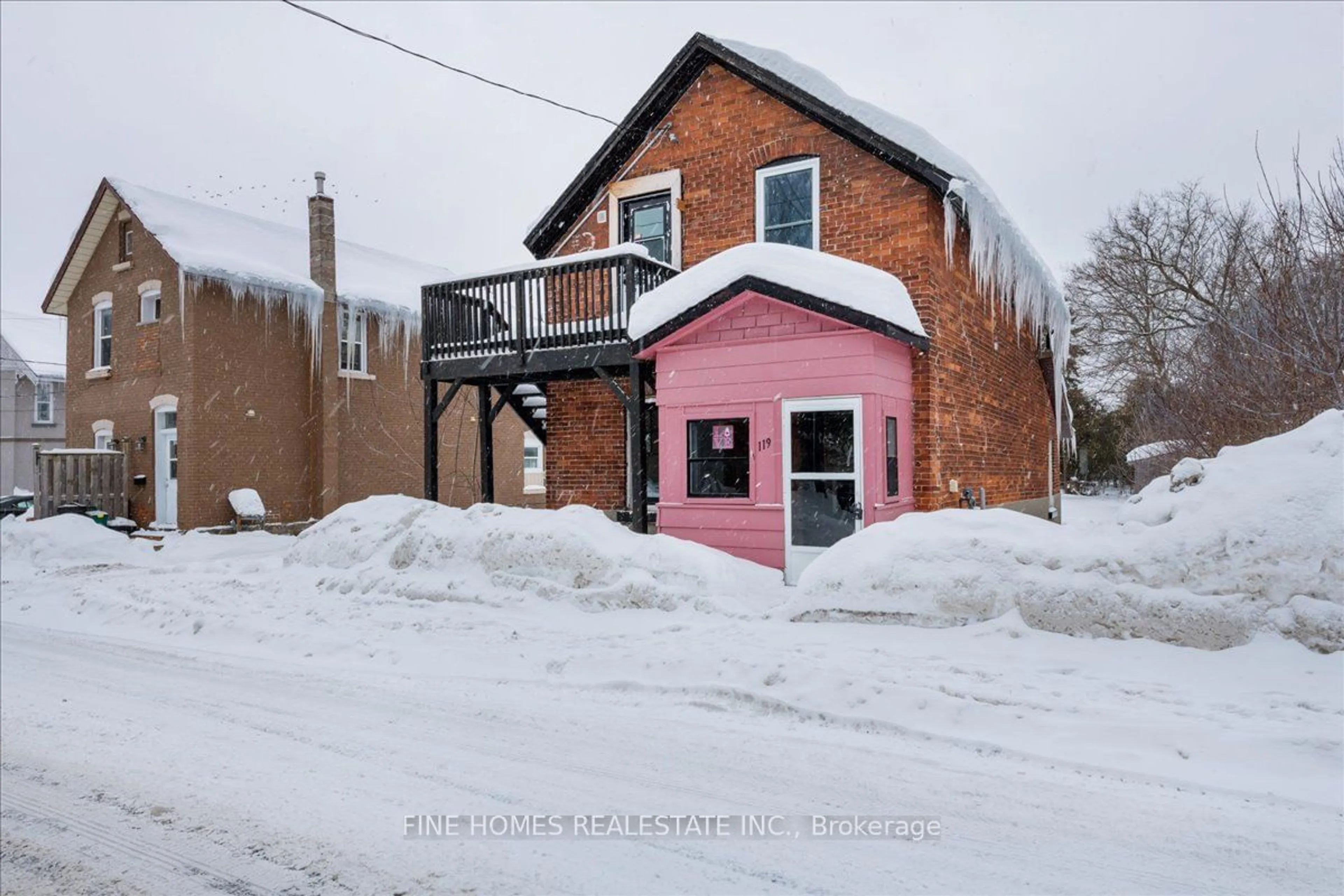 Unknown for 119 Albert St, Orillia Ontario L3V 5L1