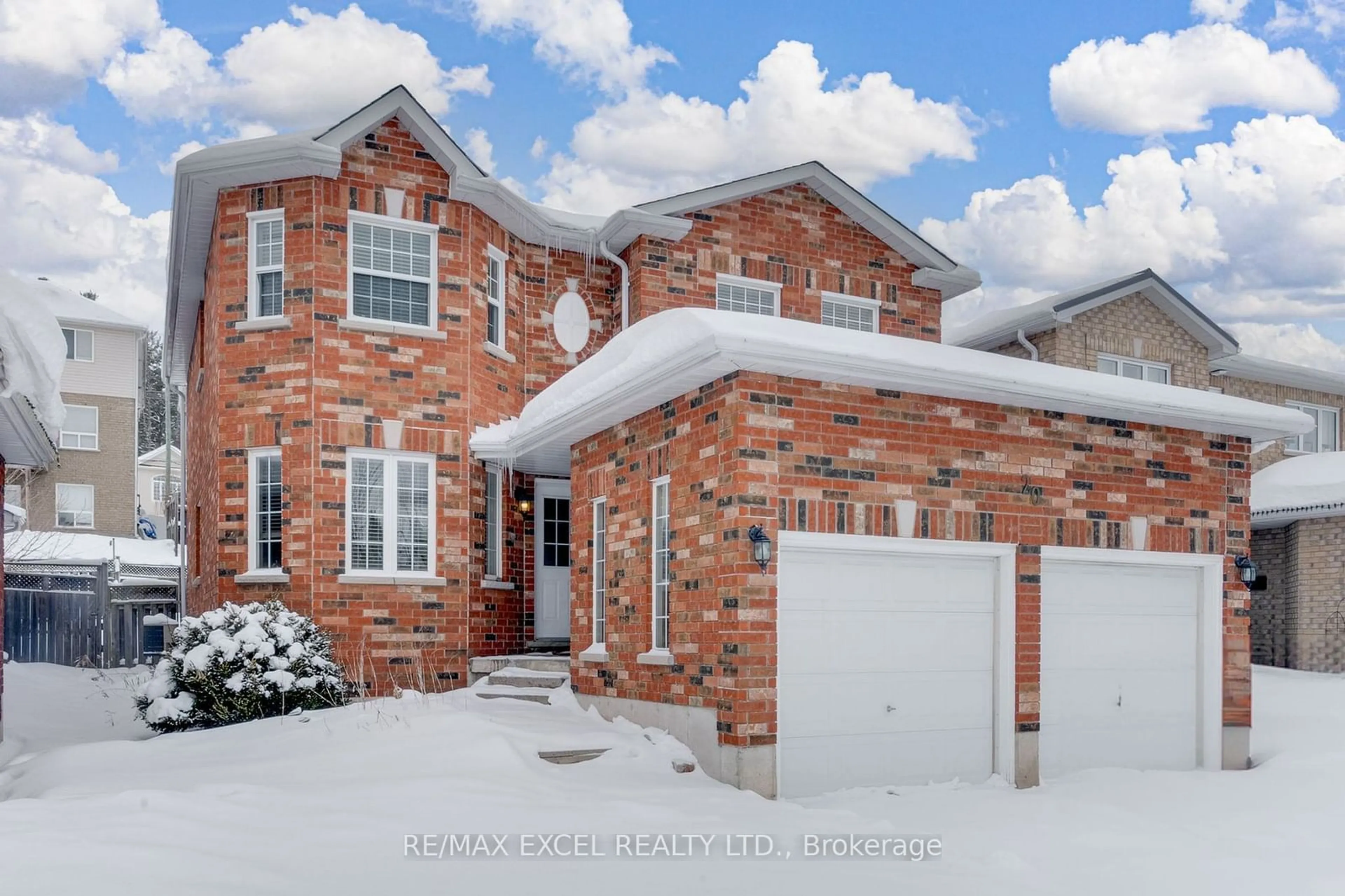 Home with brick exterior material, street for 20 Bird St, Barrie Ontario L4N 0X4