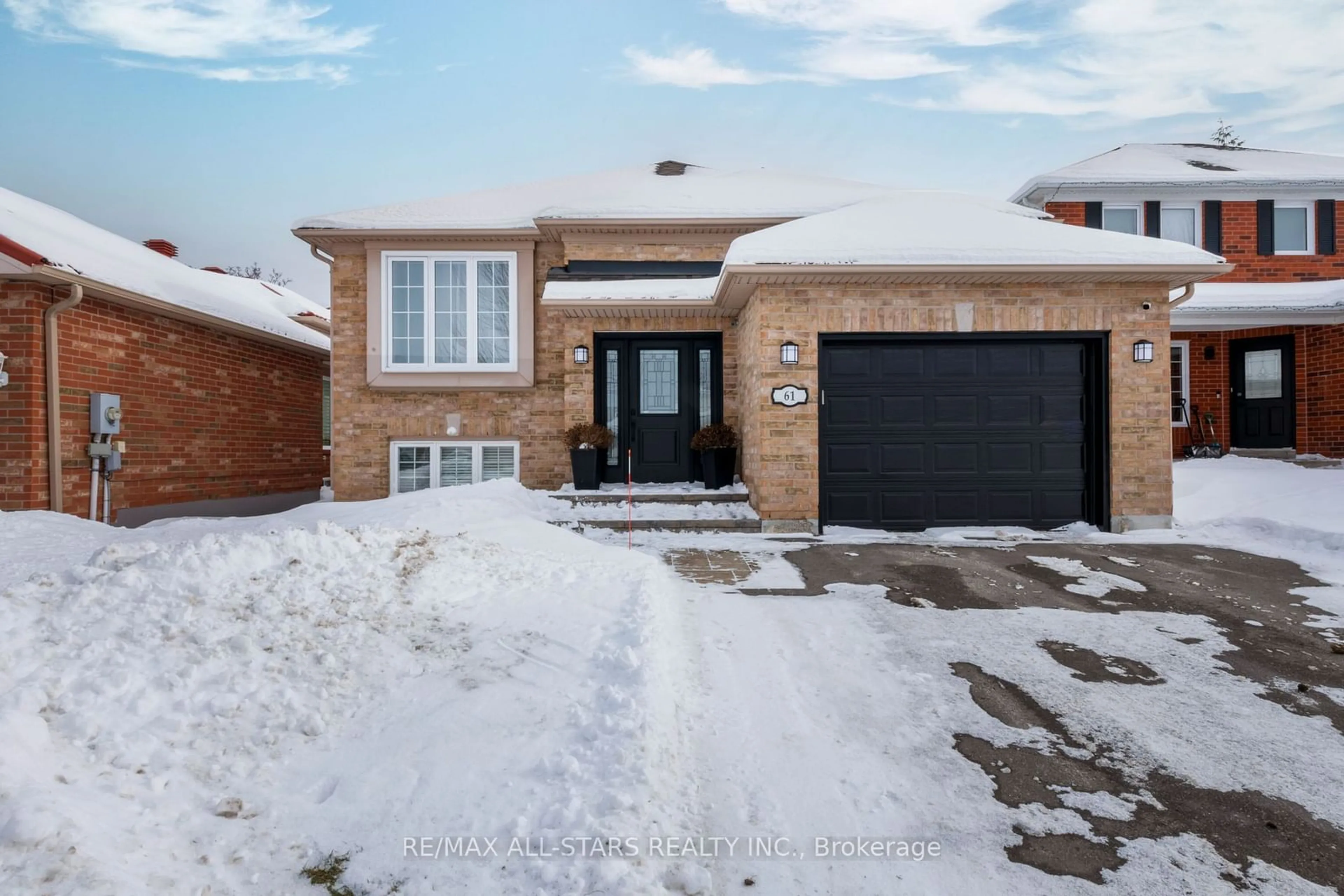 Home with brick exterior material, street for 61 Leggott Ave, Barrie Ontario L4N 8B7