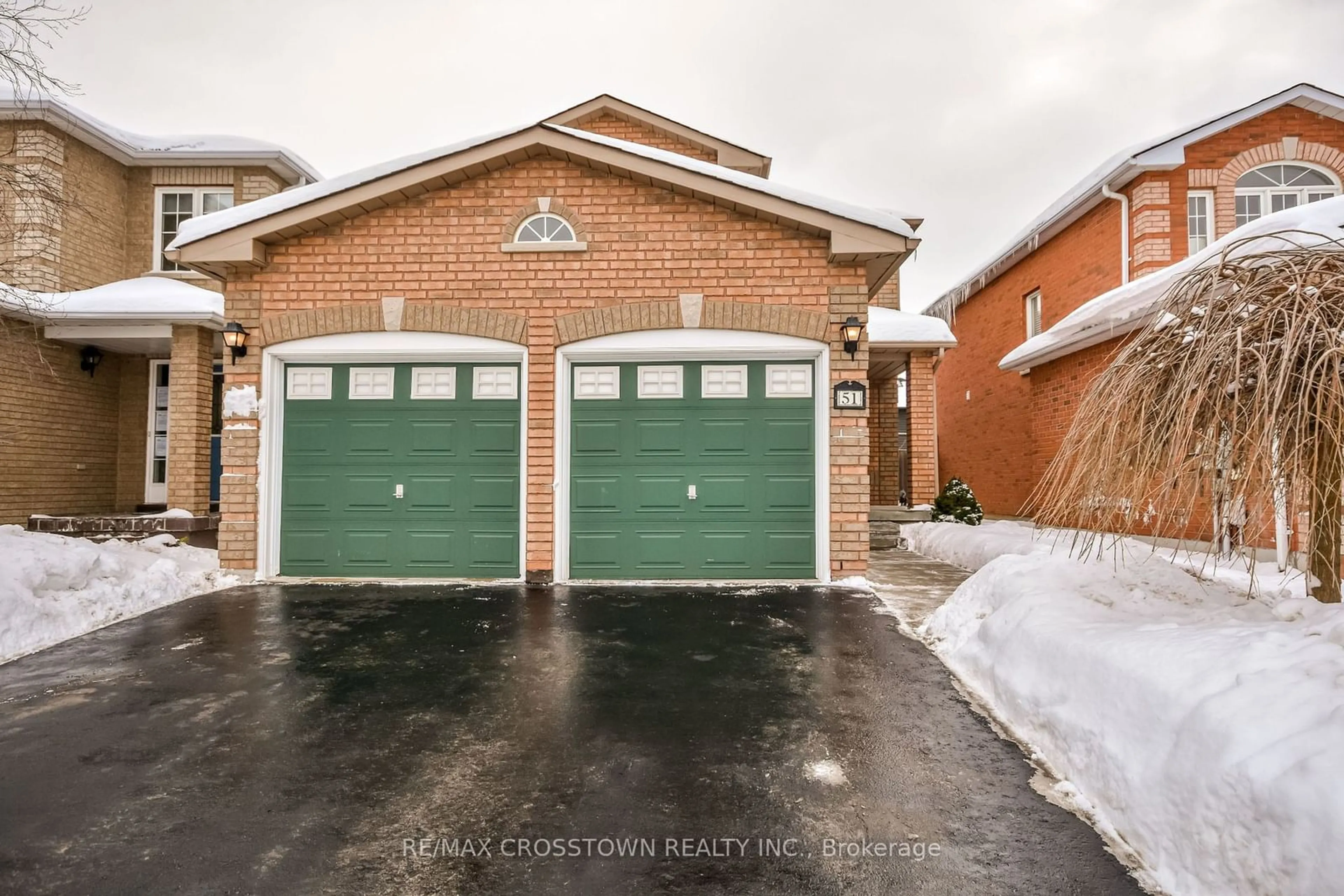 Home with brick exterior material, street for 51 Catherine Dr, Barrie Ontario L4N 0H1