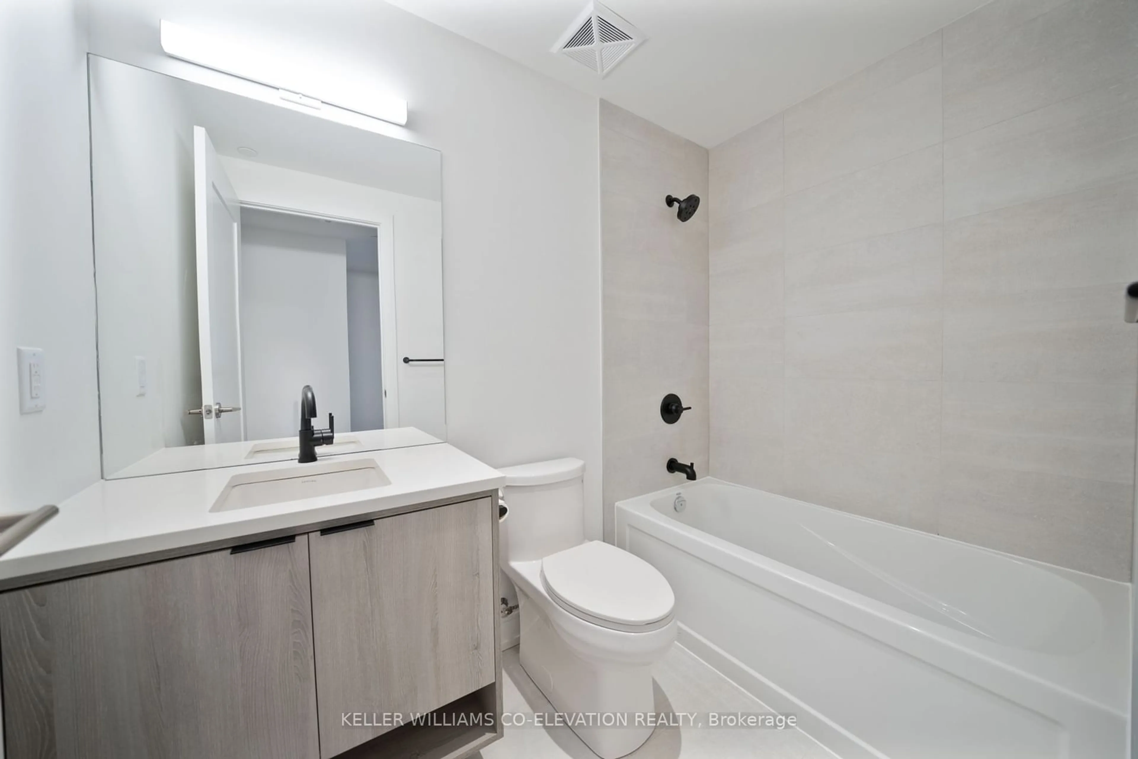 Standard bathroom, unknown for 185 Dunlop St #414, Barrie Ontario L4M 1B2