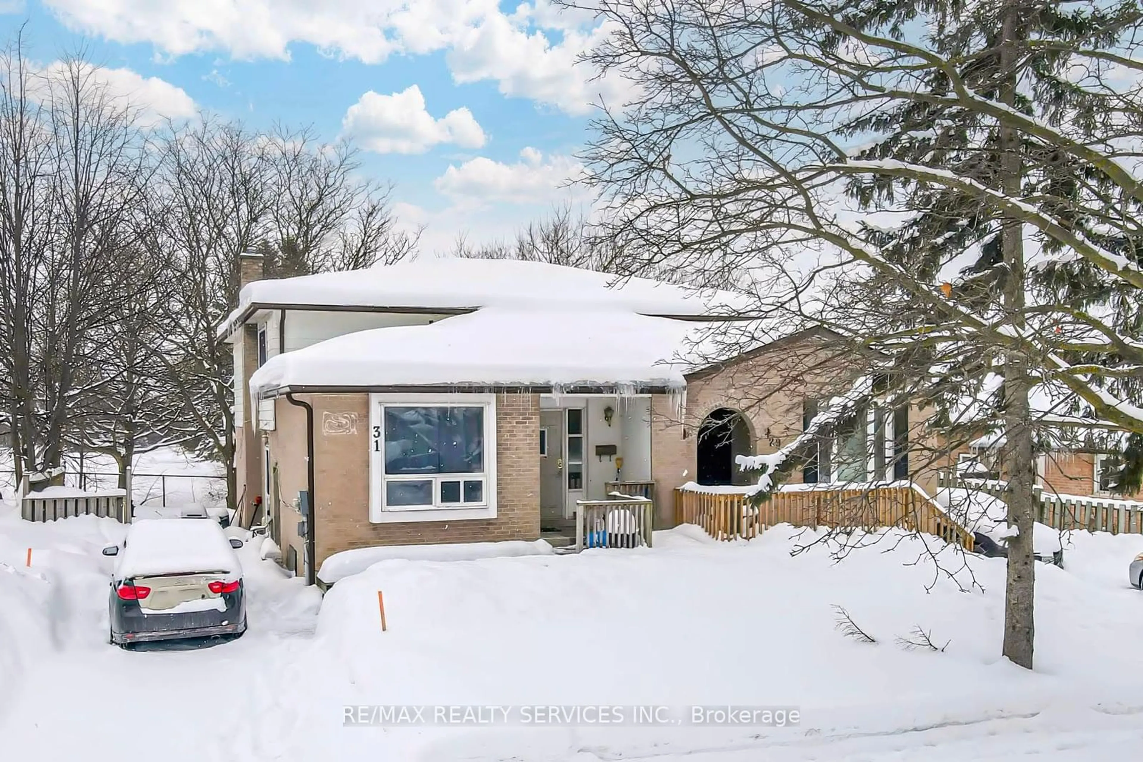 Unknown for 31 Sylvia St, Barrie Ontario L4M 5J2