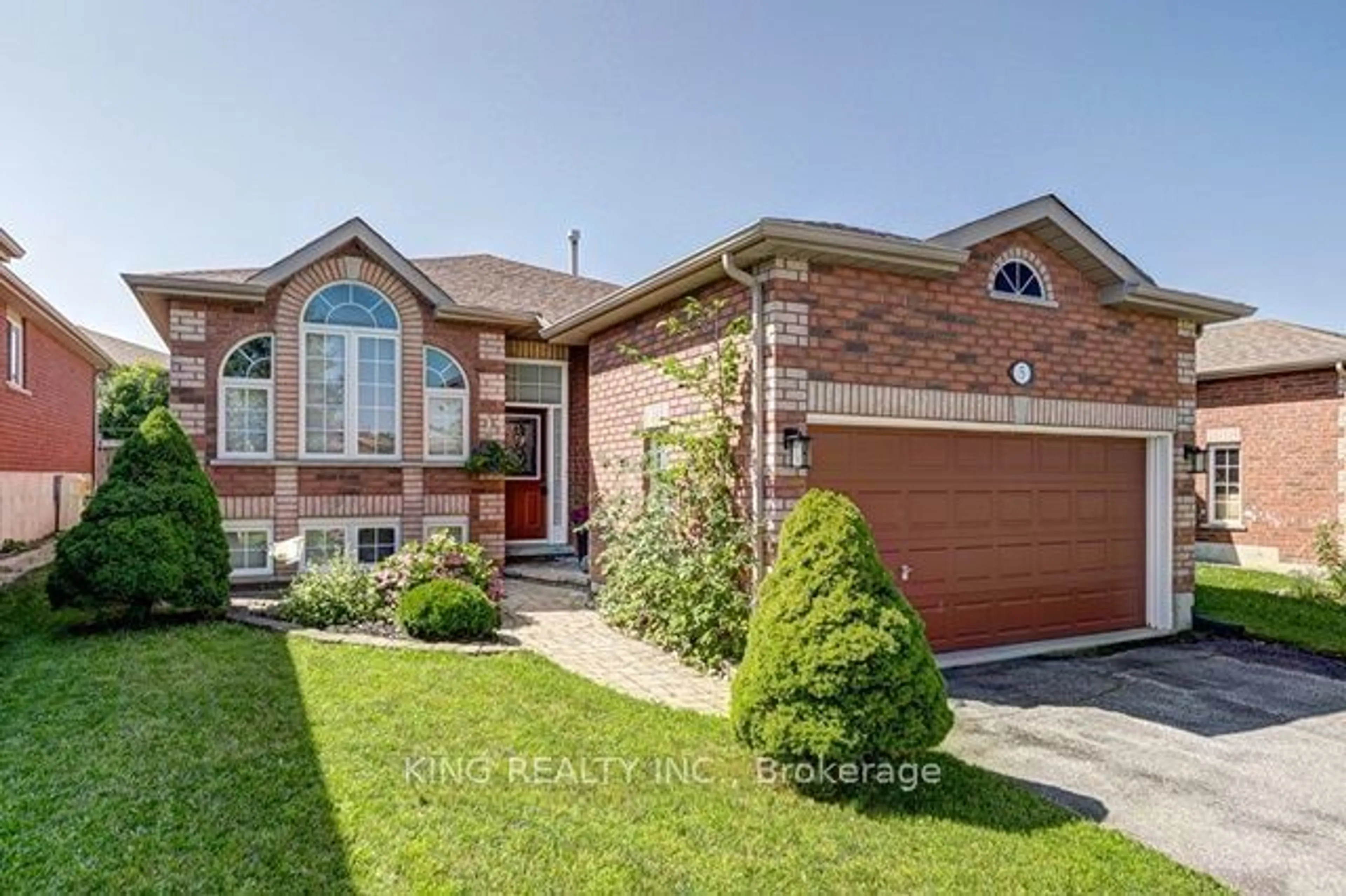 Home with brick exterior material, street for 5 Danielle Cres, Barrie Ontario L4N 0Y6