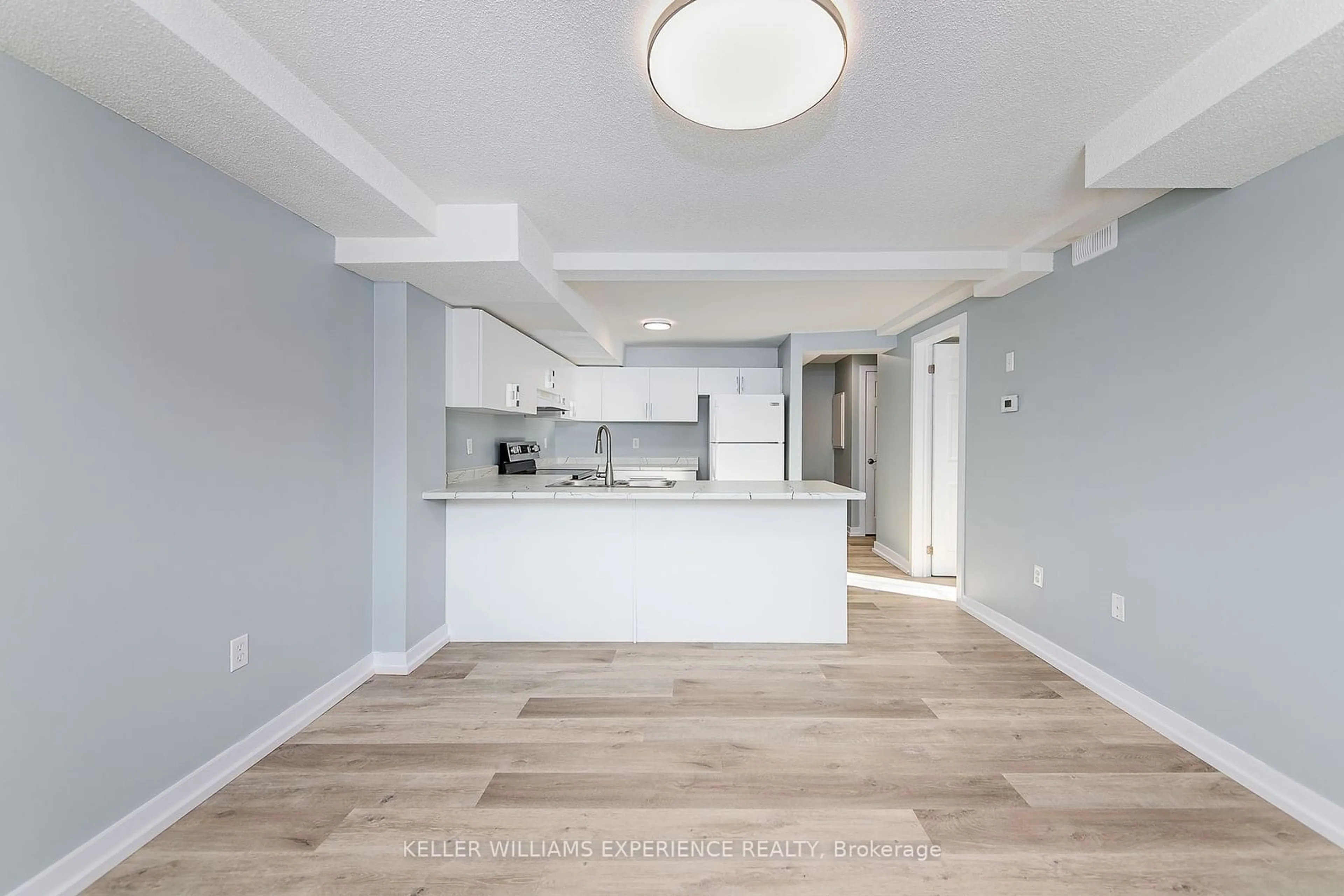 Open concept kitchen, unknown for 89 Goodwin Dr #1, Barrie Ontario L4N 6K4