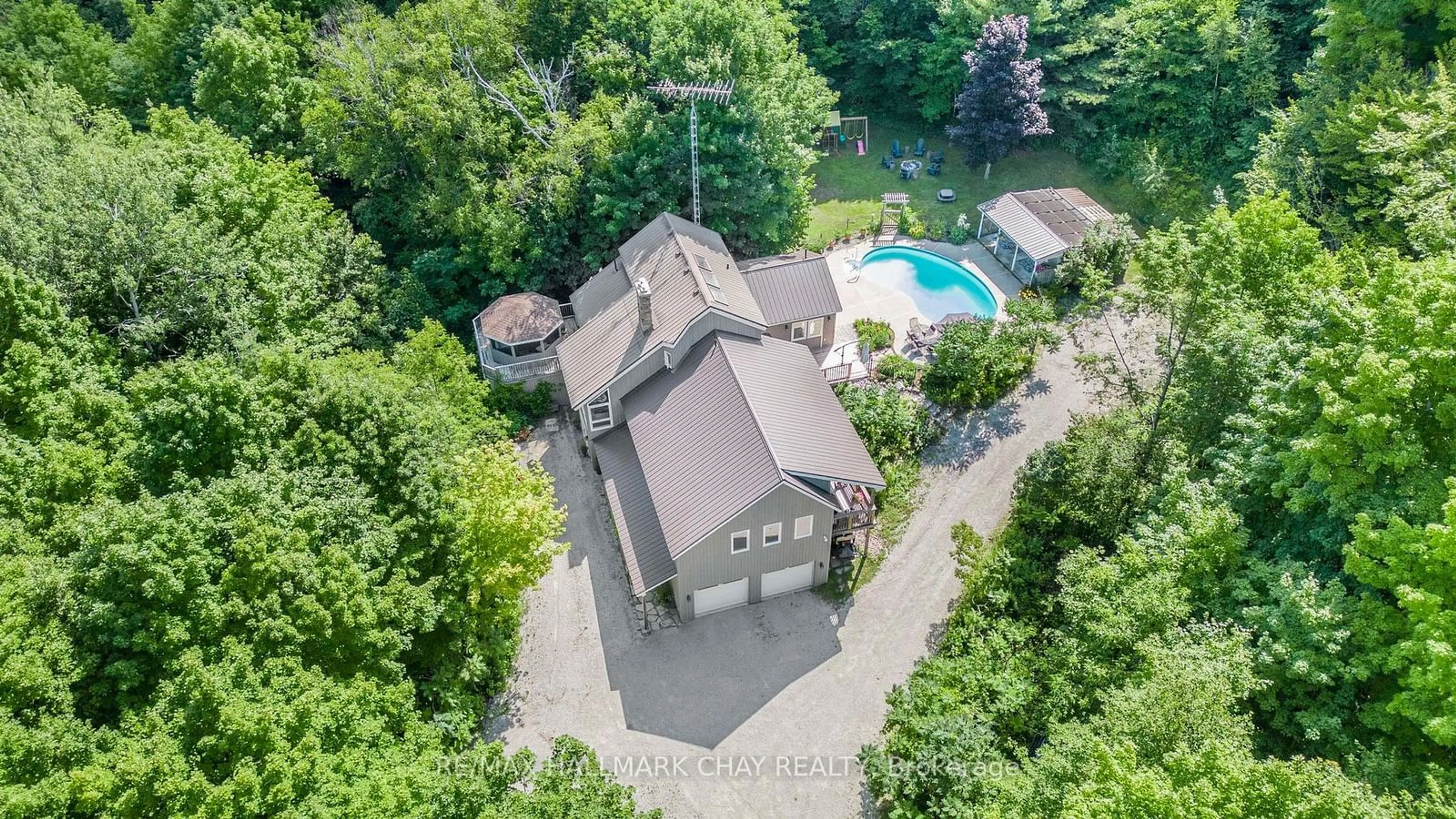 A pic from outside/outdoor area/front of a property/back of a property/a pic from drone, unknown for 1241 BASS LAKE Sdrd, Oro-Medonte Ontario L0L 1T0