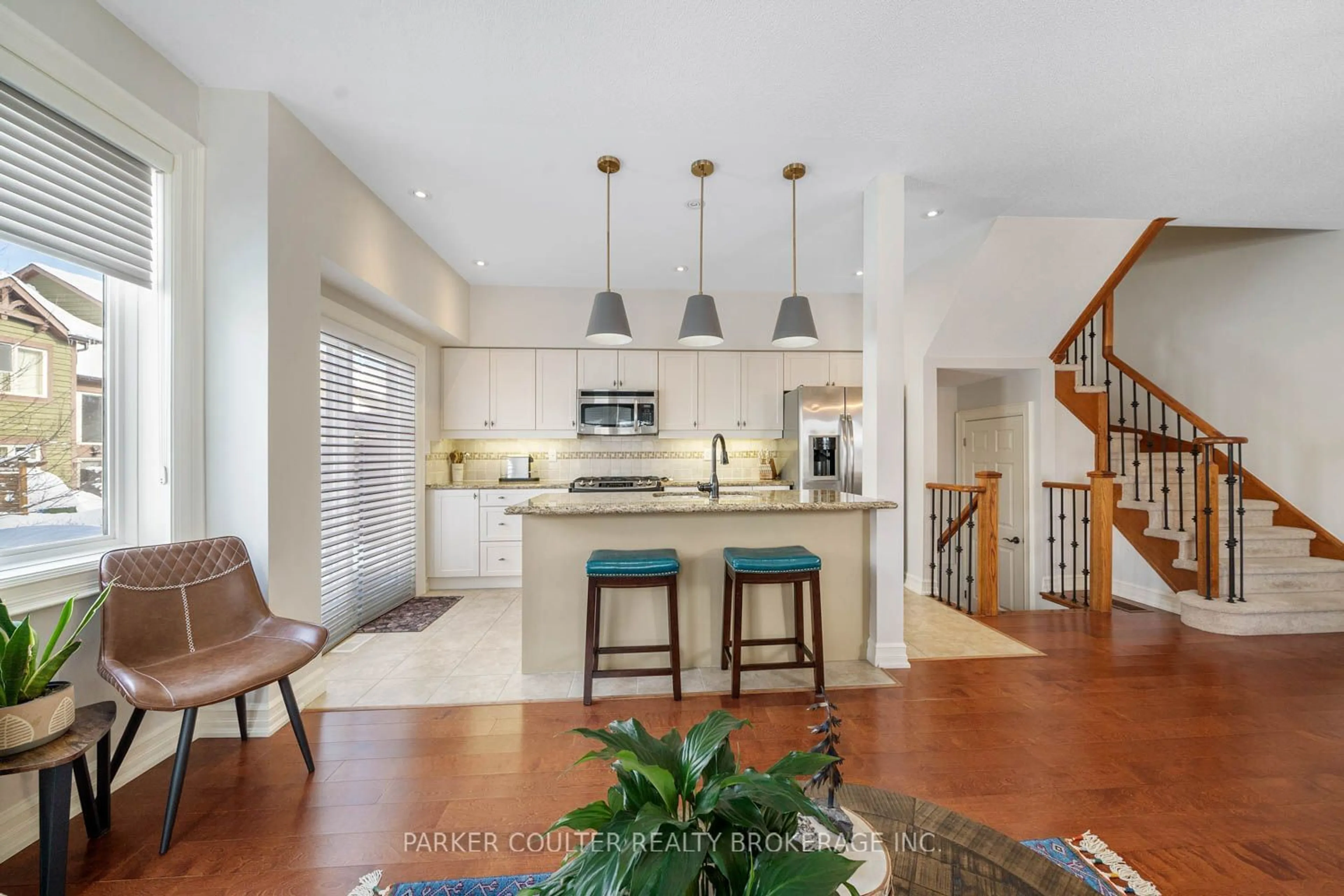 Open concept kitchen, ceramic/tile floor for 20 Wildrose Tr #42, Collingwood Ontario L9Y 0J4
