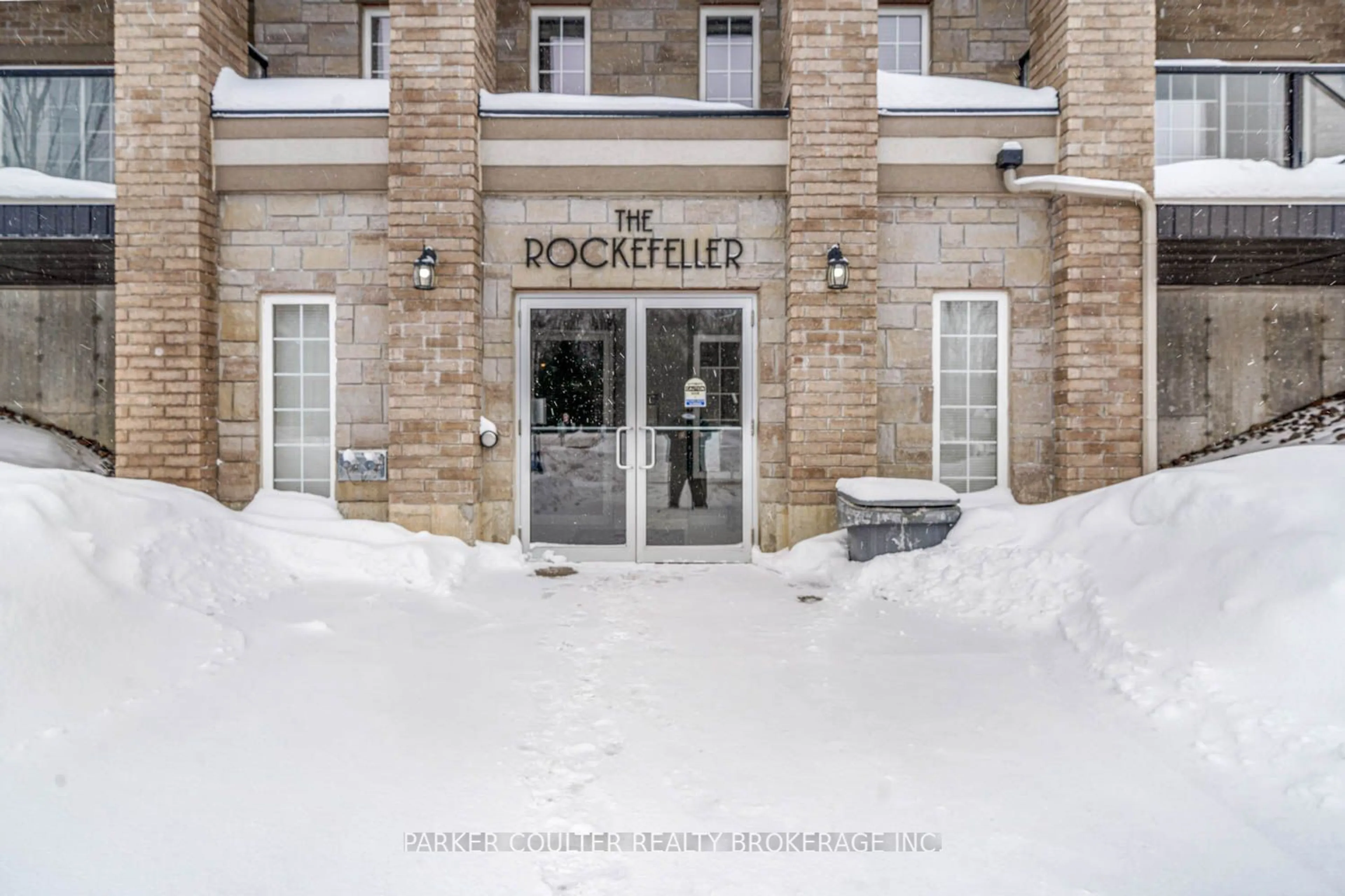 Lobby for 42 Ferndale Dr #409, Barrie Ontario L4N 2M5