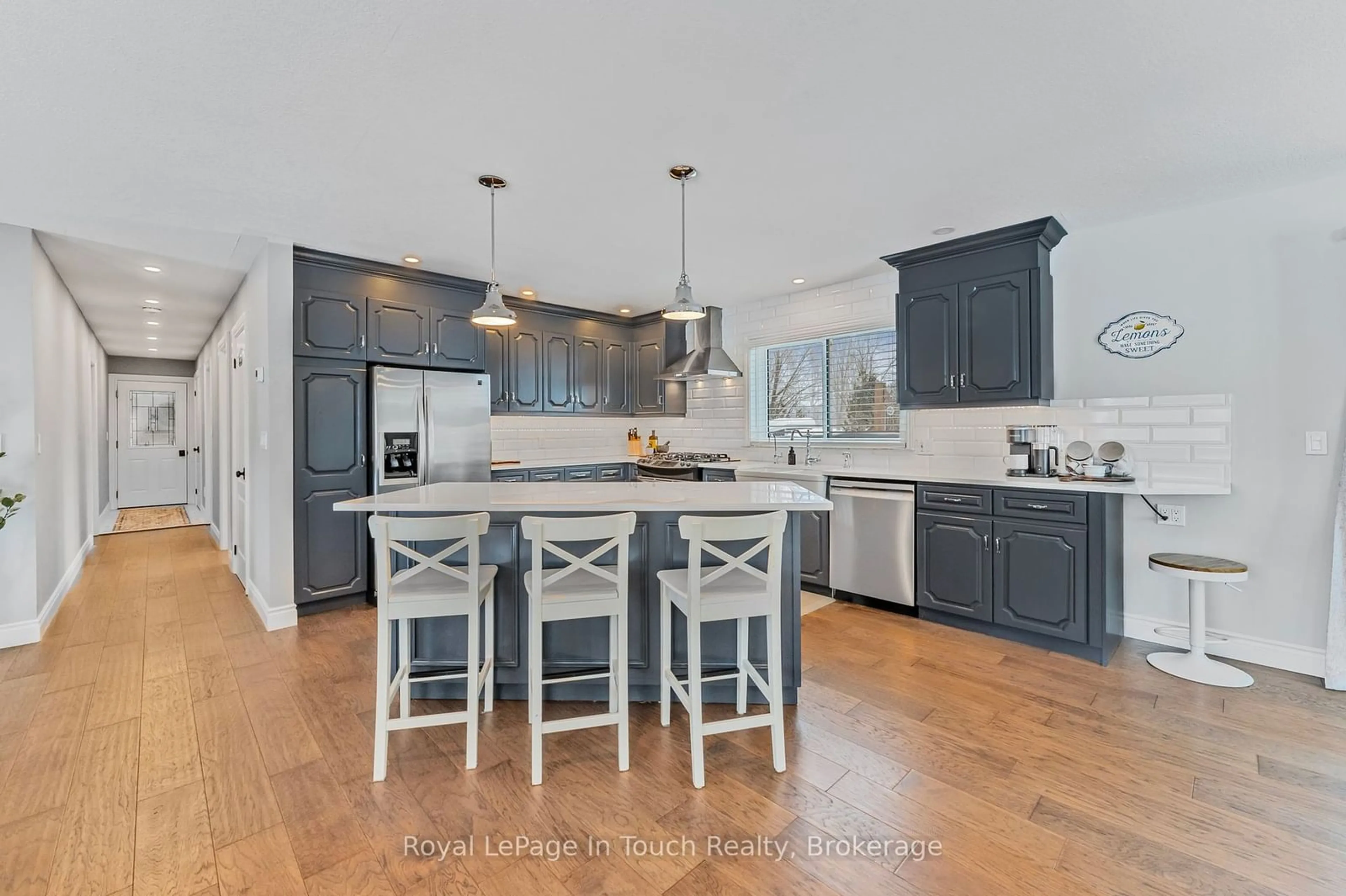 Open concept kitchen, unknown for 5 St Patricks Way, Tiny Ontario L0L 2J0